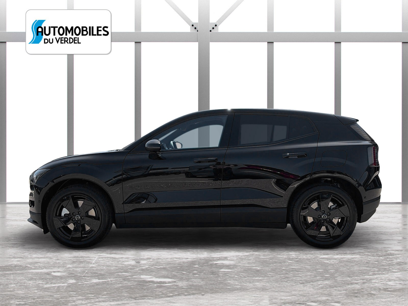 VOLVO EX30 E60 Twin Ultra Performance Sw. Black Ed. AWD-image-1