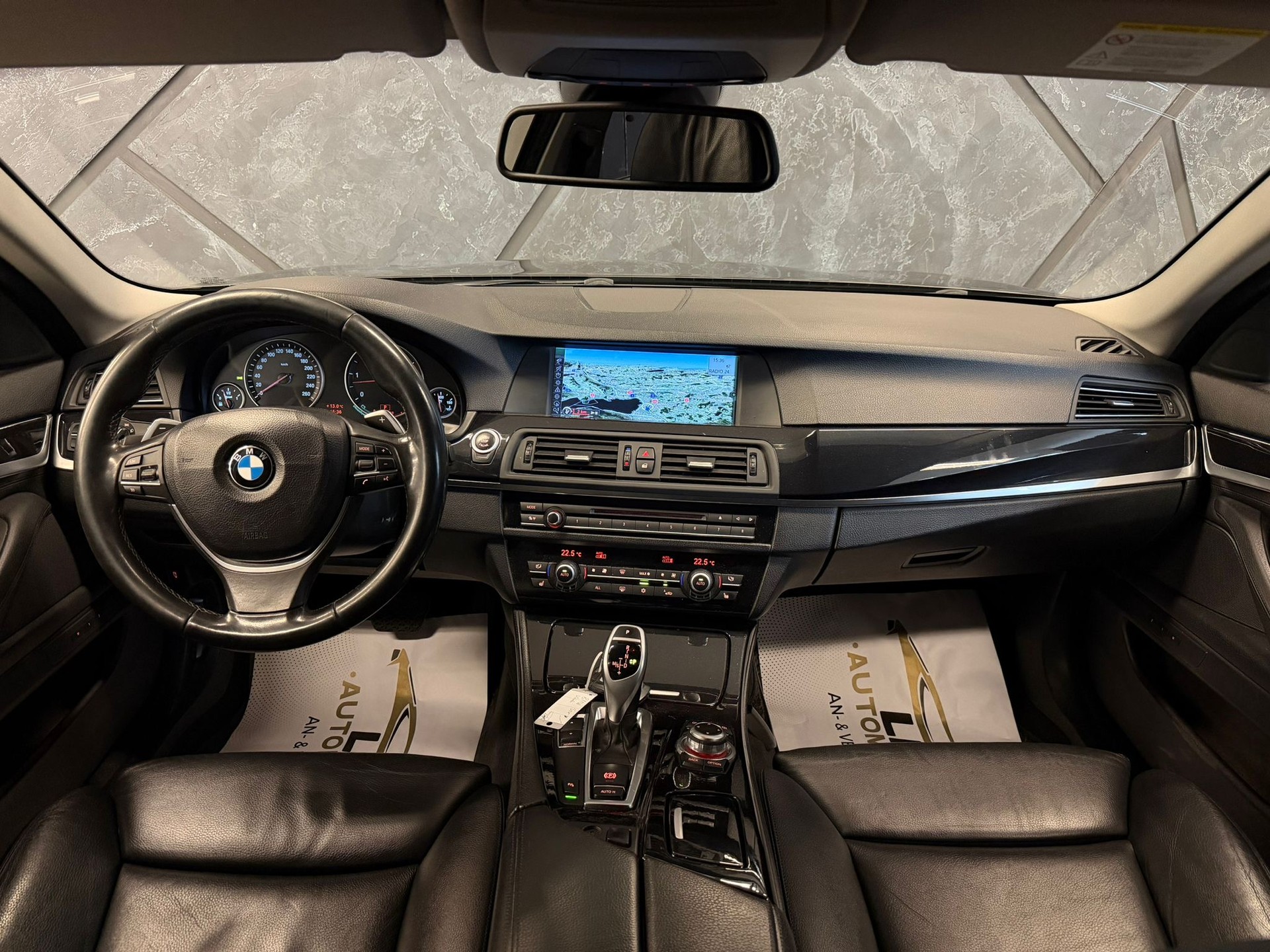BMW 530d Touring Steptronic-image-8