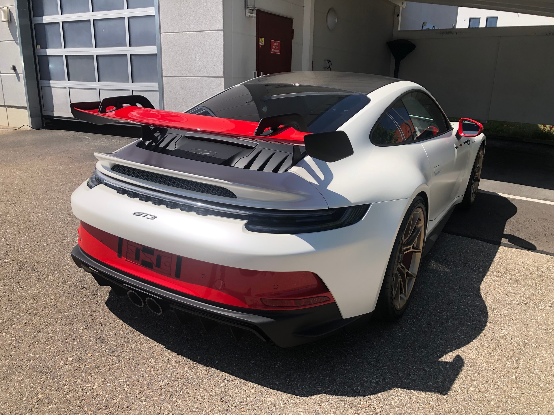 PORSCHE GT3-image-2