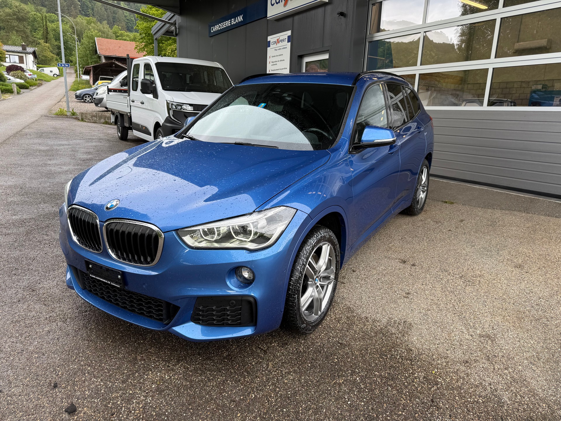 BMW X1 xDrive 25i Sport Line VENDUE/VERKAUFT-image-2