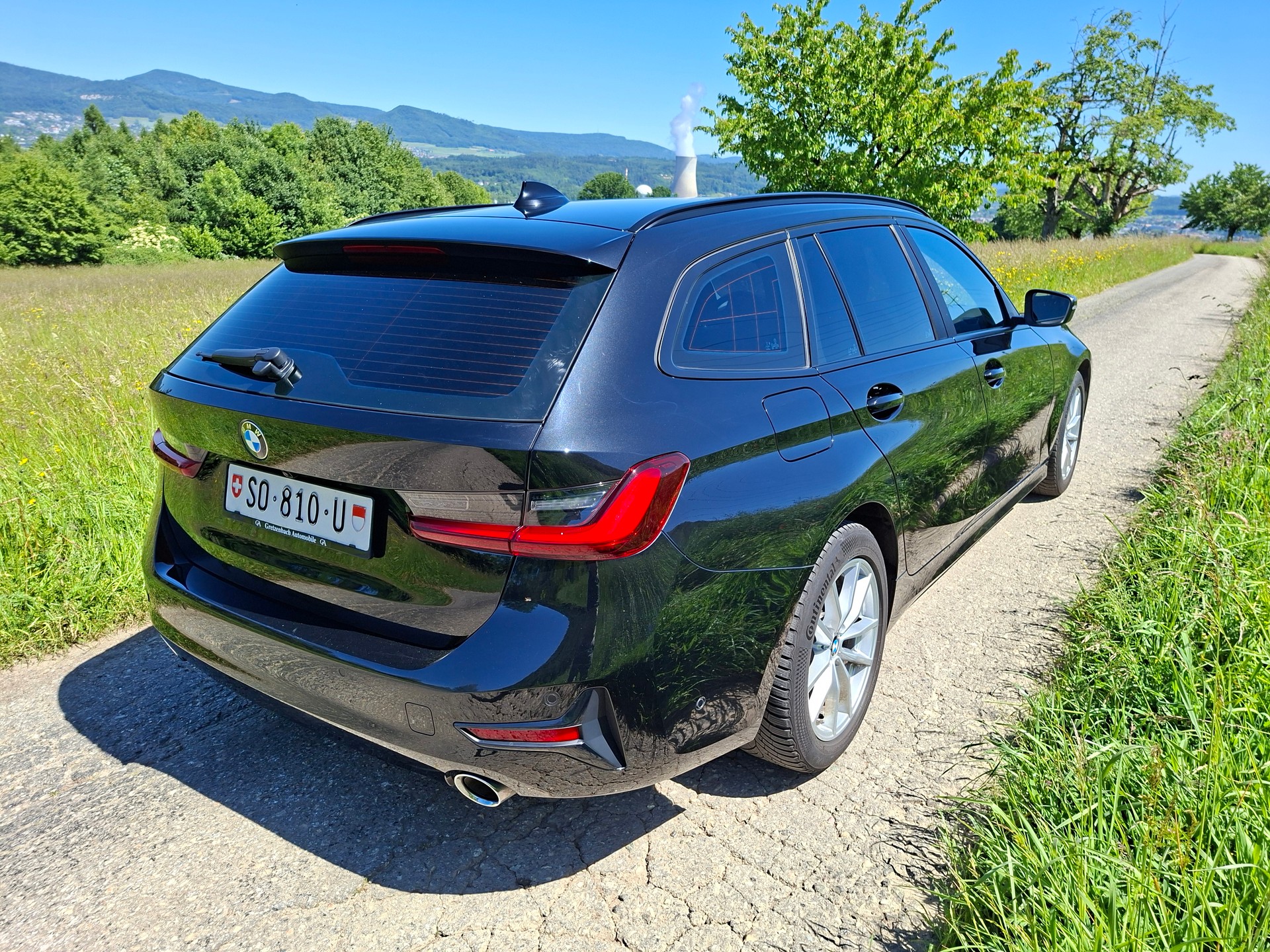 BMW 320d xDrive 48V Touring Steptronic-image-5