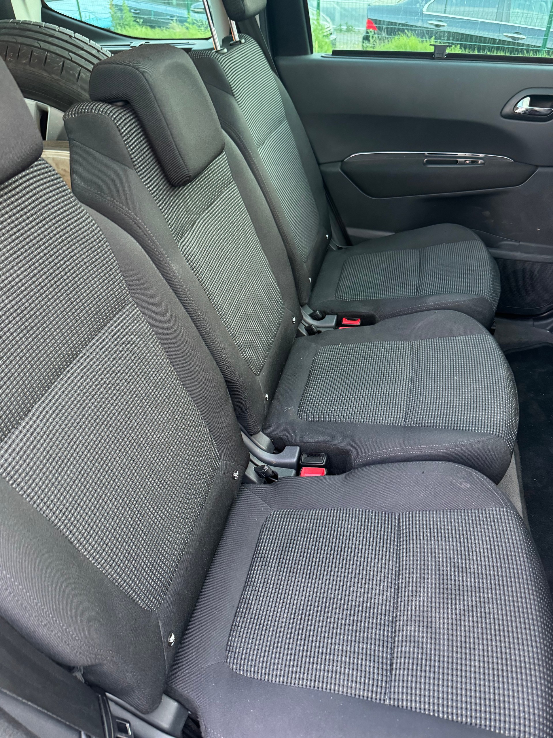 PEUGEOT 5008 1.6 16V T Sport Pack-image-13