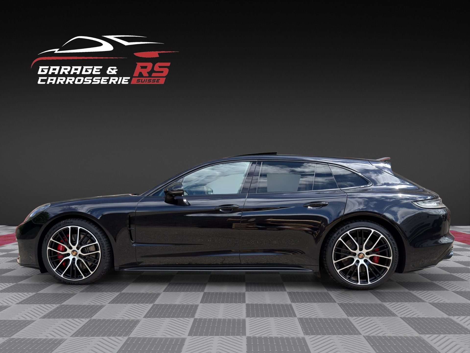 PORSCHE Panamera GTS Sport Turismo PDK-image-1