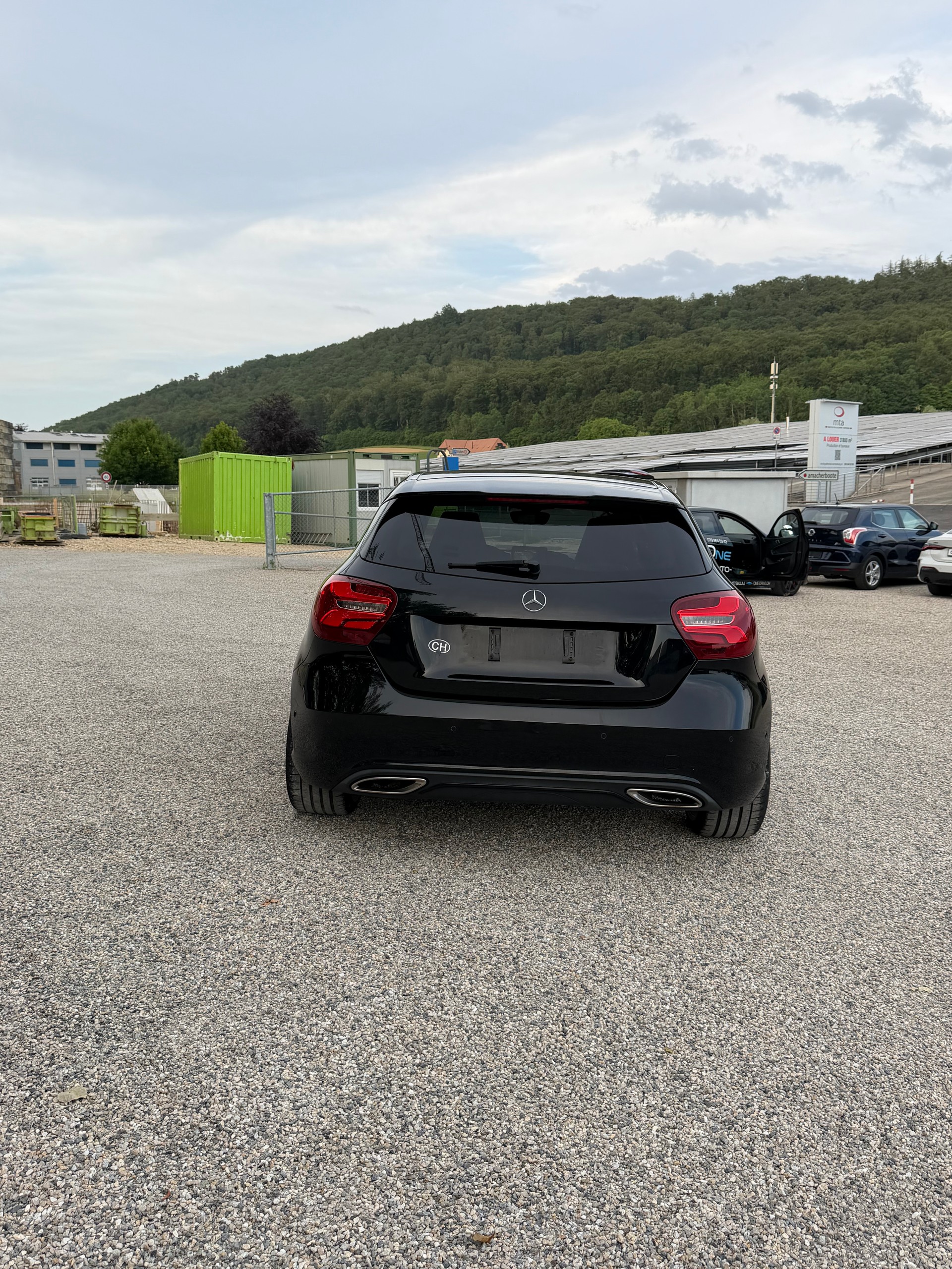 MERCEDES-BENZ A 200 Urban 7G-DCT-image-7