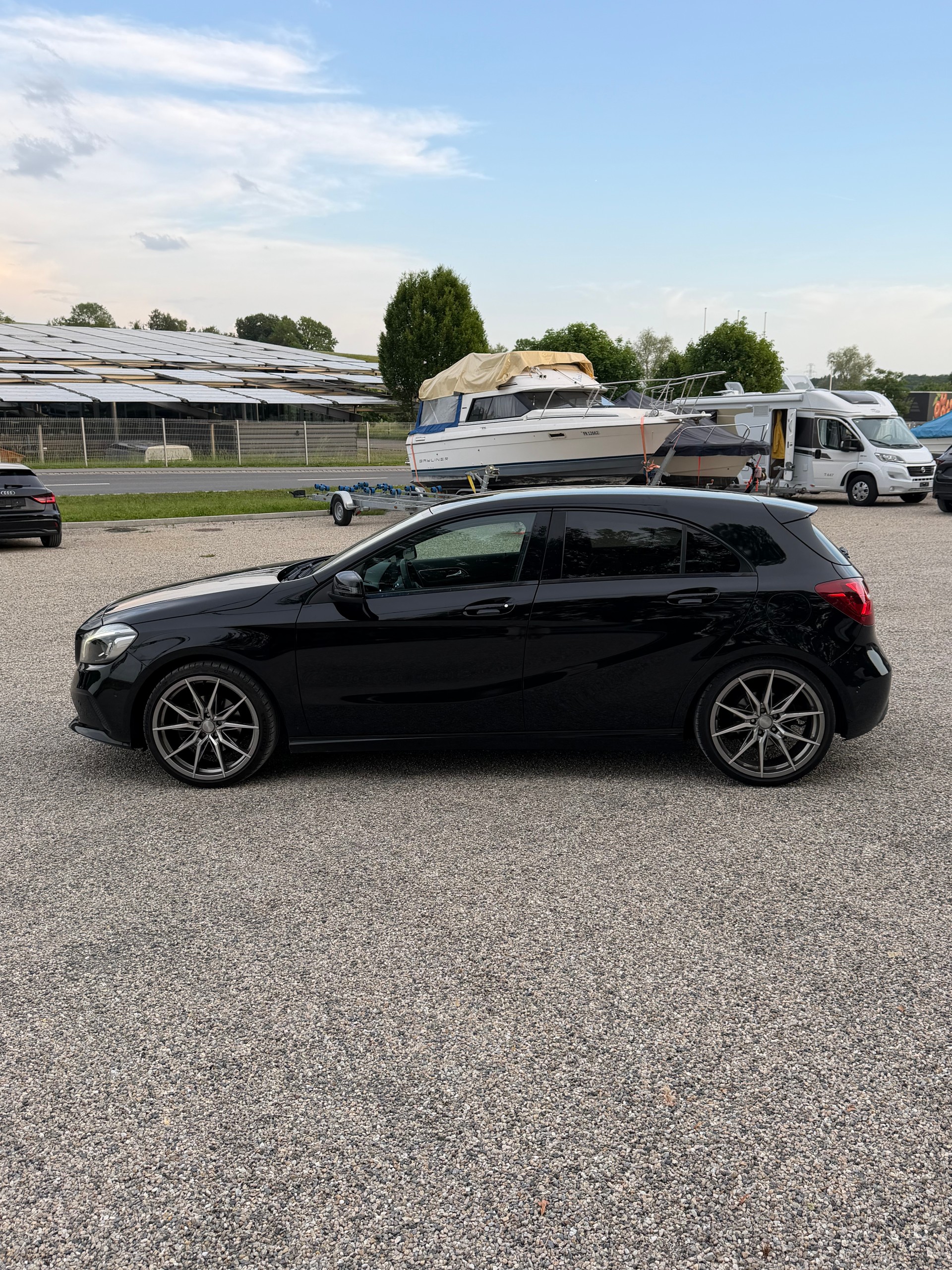MERCEDES-BENZ A 200 Urban 7G-DCT-image-4