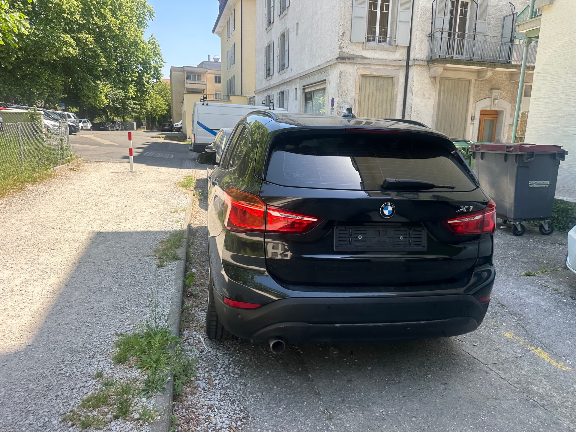 BMW X1 sDrive 18d M Sport Steptronic-image-13