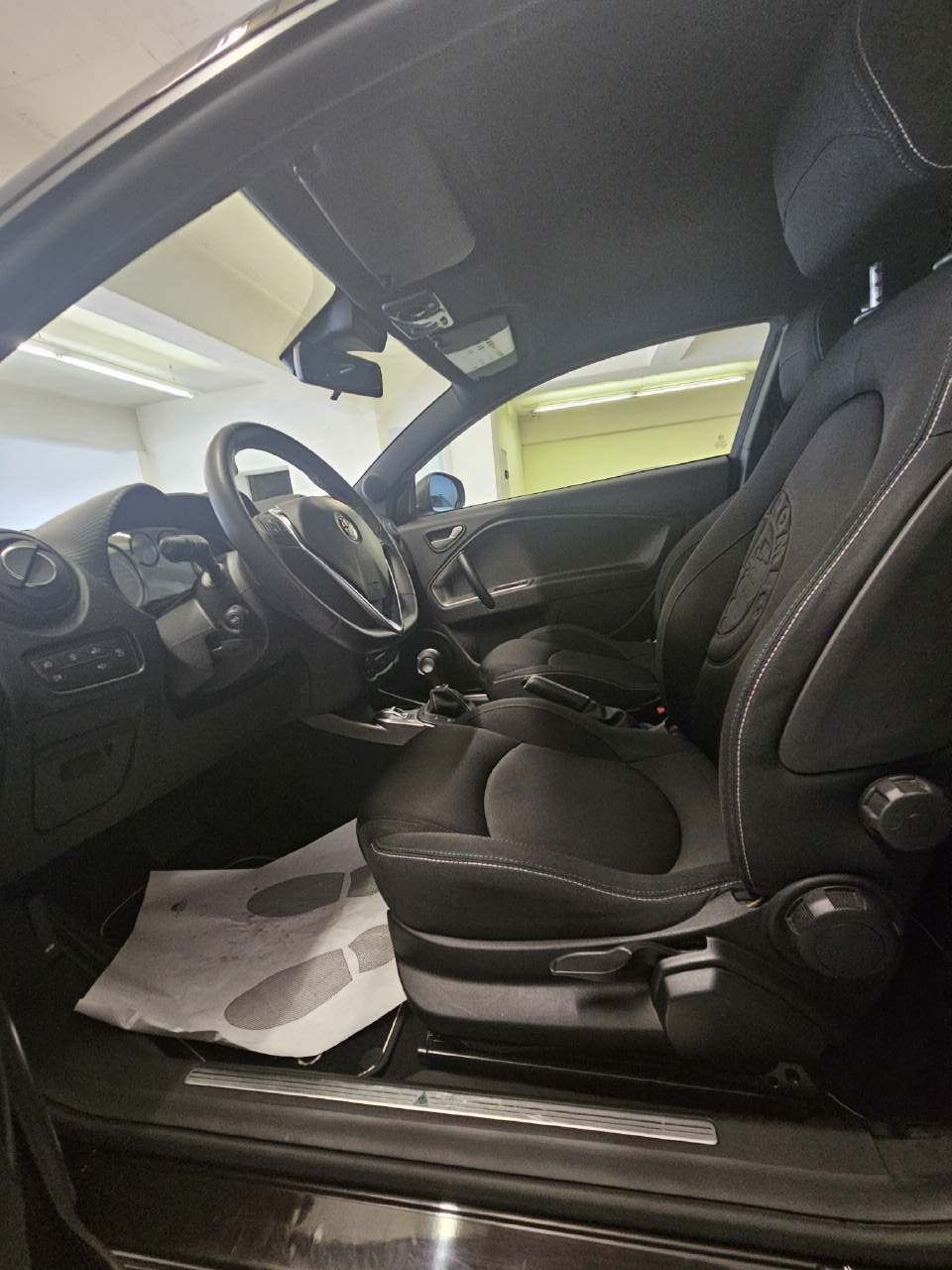 ALFA ROMEO MiTo 1.4 MA Quadrifogl. Verde TCT-image-2