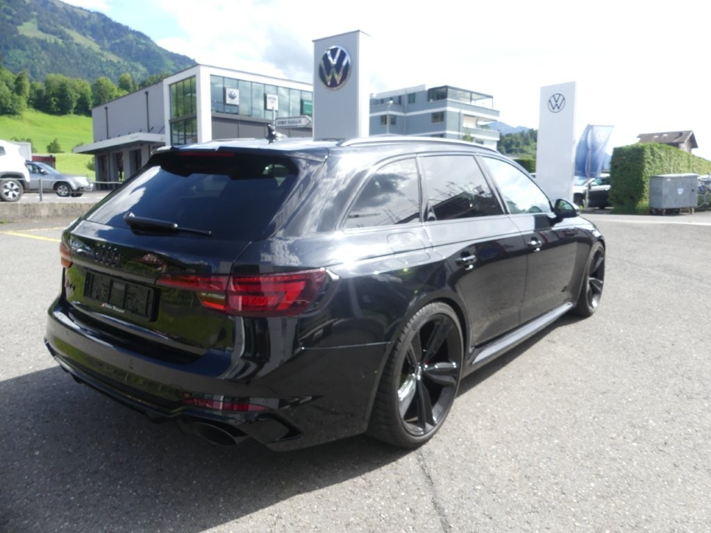 AUDI RS4 Avant 2.9 TFSI quattro tiptronic-image-3