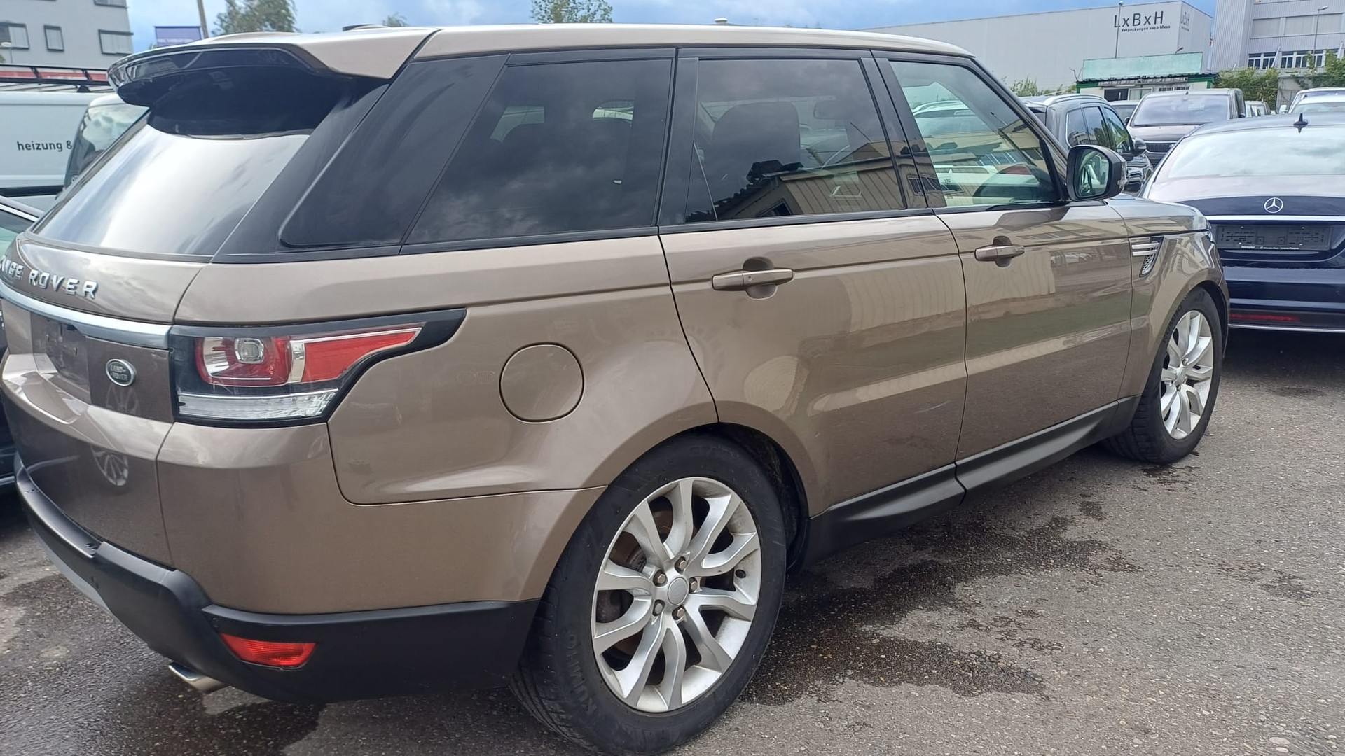 LAND ROVER Range Rover Sport 3.0 V6 SC HSE Dynamic 7 Plätze Automatic-image-4