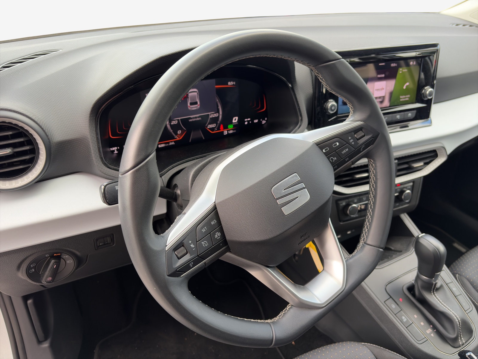 SEAT Ibiza 1.0 EcoTSI Move DSG-image-9