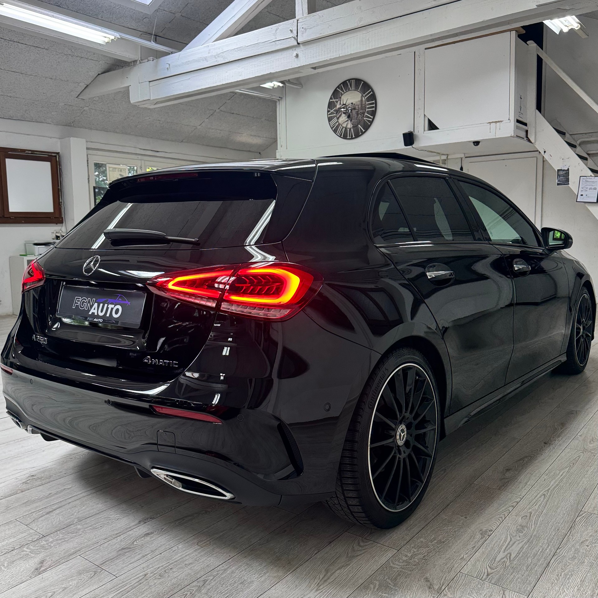 MERCEDES-BENZ A 250 4Matic AMG Line 4Matic 7G-DCT-image-3