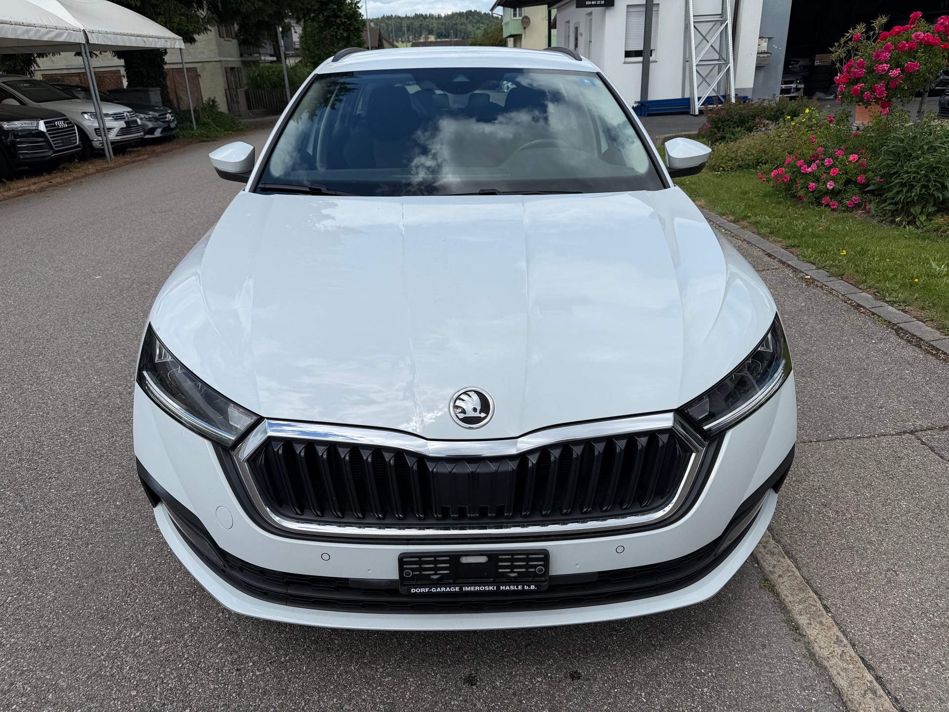 SKODA Octavia Combi 2.0 TDI DSG Ambition 4x4-image-1