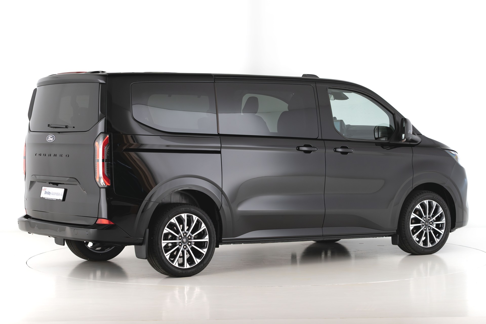 FORD Tourneo Custom Bus 340 L1 2.5 Duratec 233PS Titanium X PHEV ***-image-8