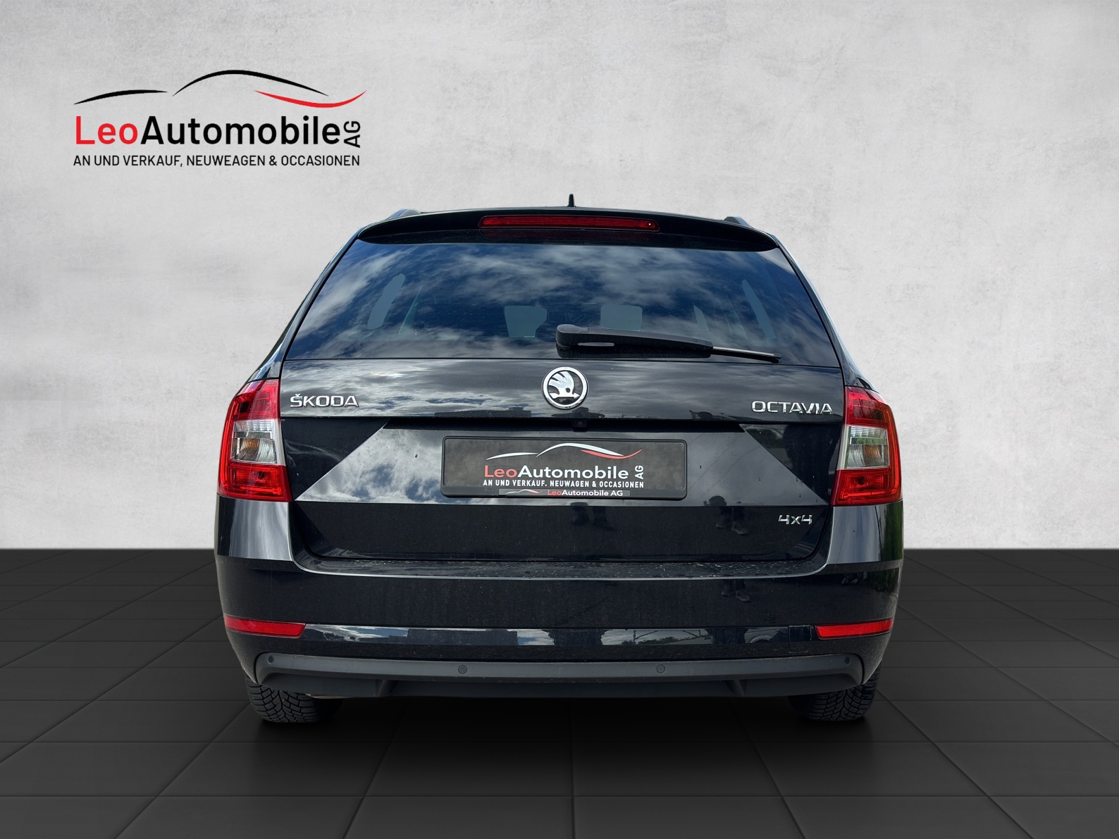 SKODA Octavia Combi 2.0 TDI Soleil 4x4 DSG-image-2