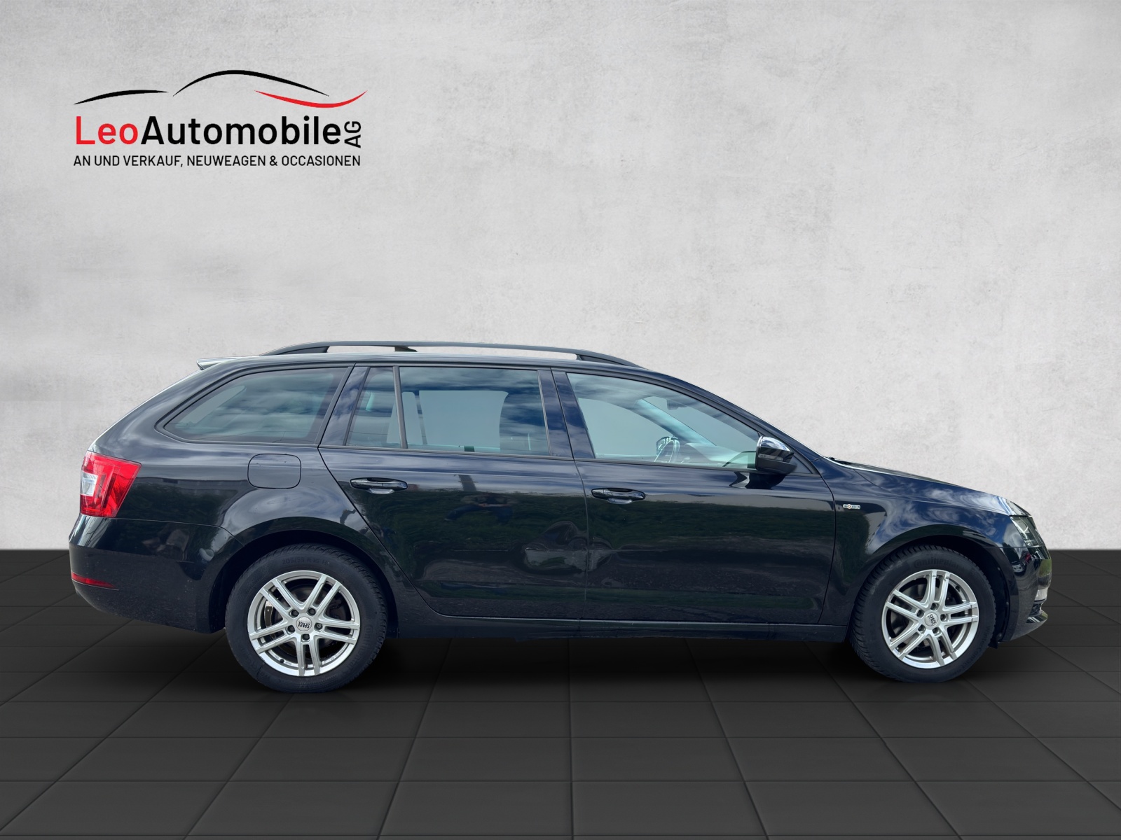 SKODA Octavia Combi 2.0 TDI Soleil 4x4 DSG-image-5