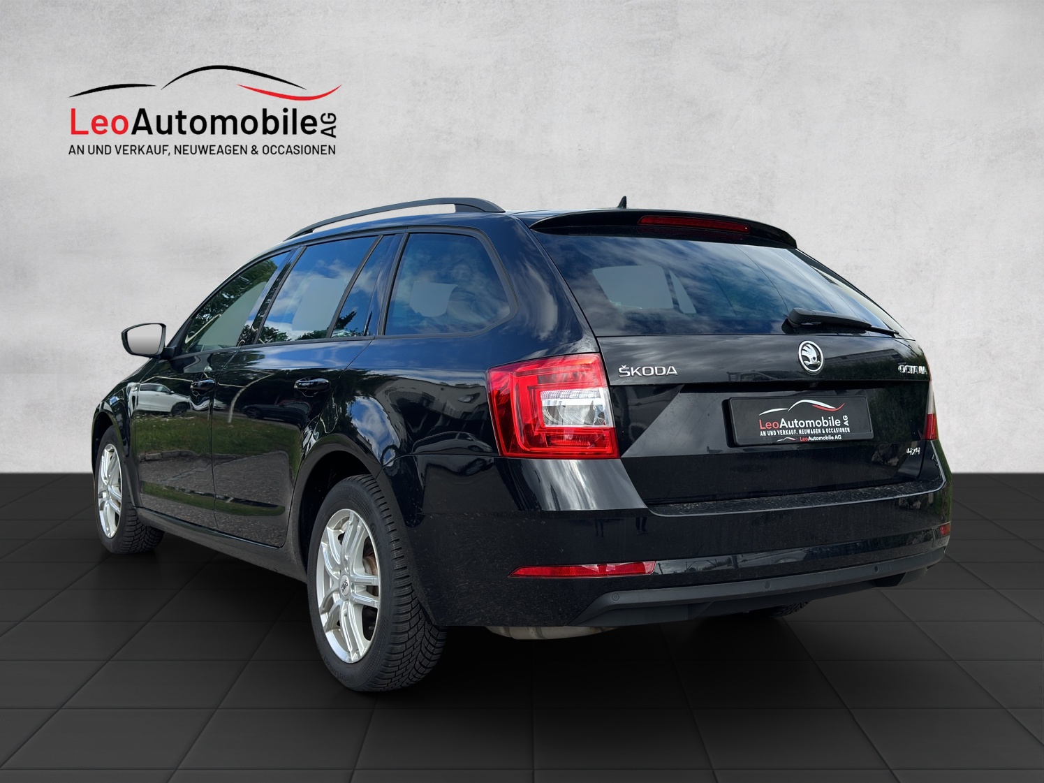 SKODA Octavia Combi 2.0 TDI Soleil 4x4 DSG-image-3