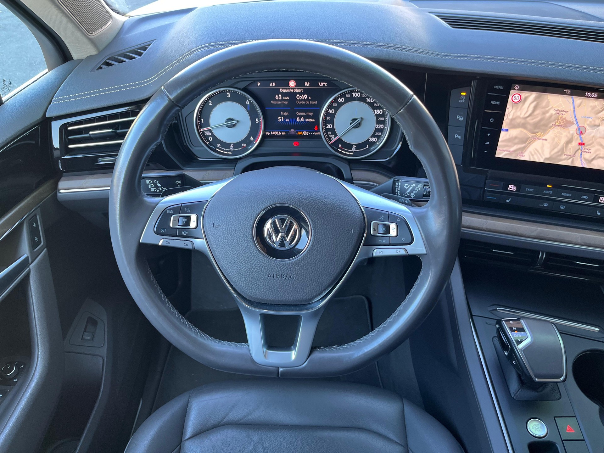 VW Touareg 3.0 TDI Elegance Tiptronic-image-12