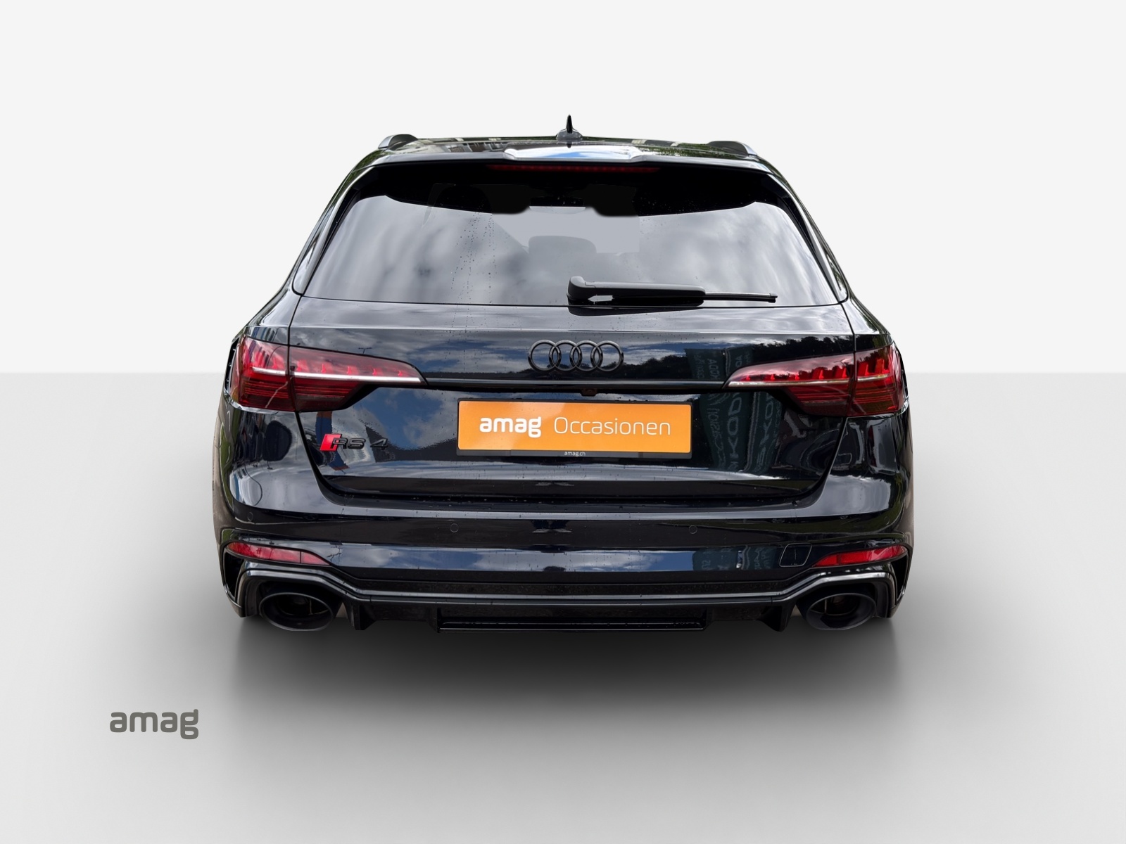 AUDI RS4 Avant quattro tiptronic-image-3