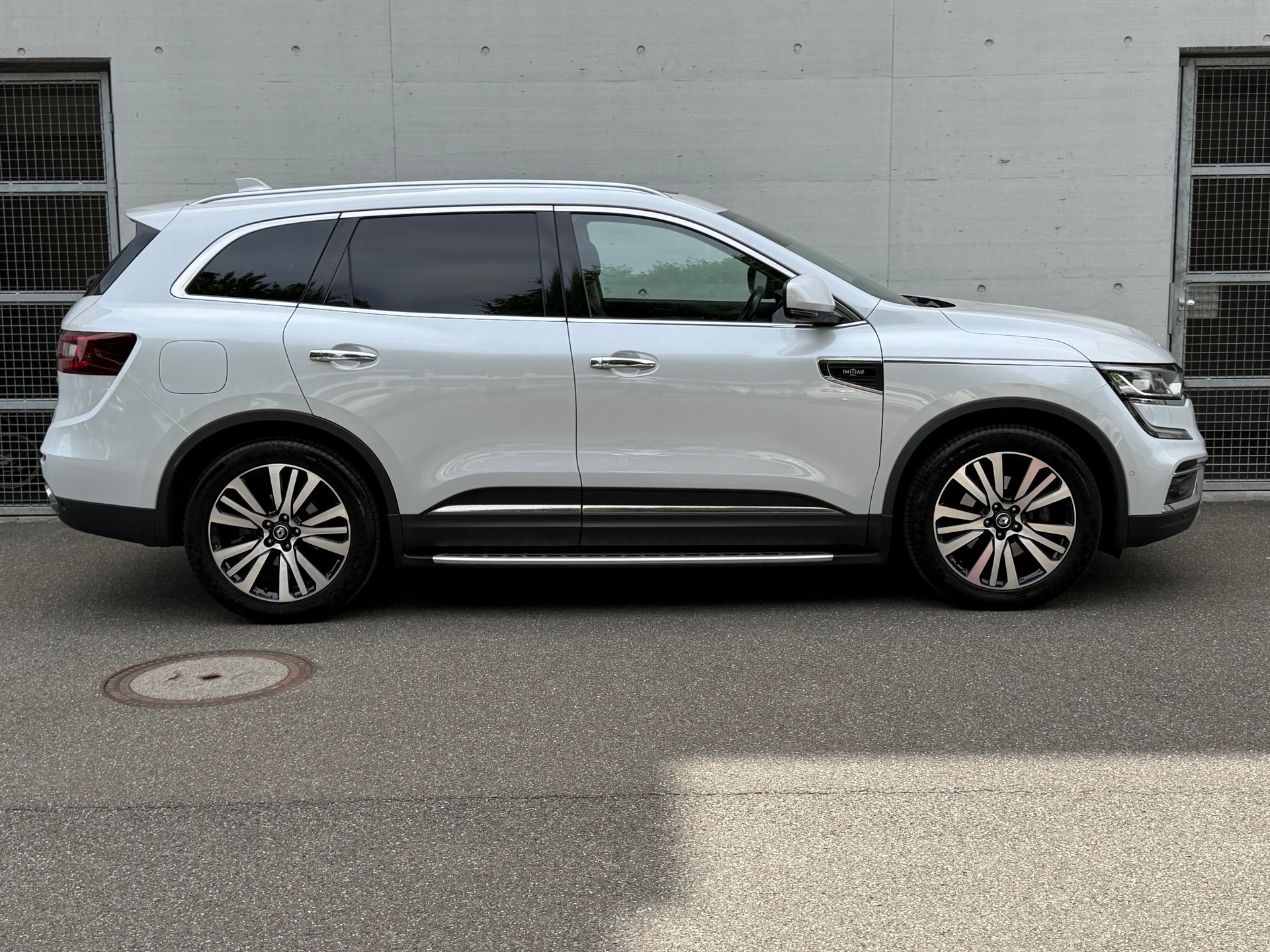 RENAULT Koleos 2.0 dCi Initiale 4WD Xtronic CVT-image-5