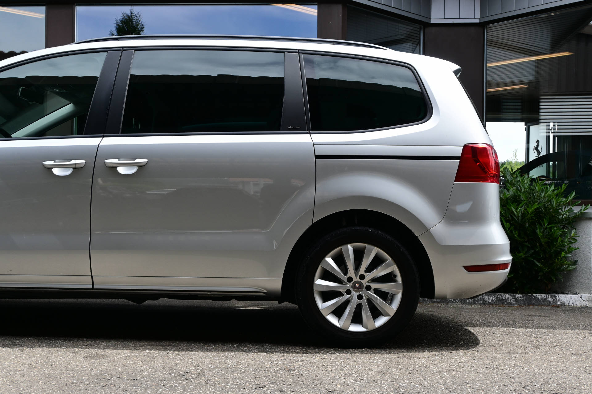SEAT Alhambra 2.0 TDI Reference DSG*7Plätzer*integrierte Kindersitze*Anhängerkupplung*-image-4