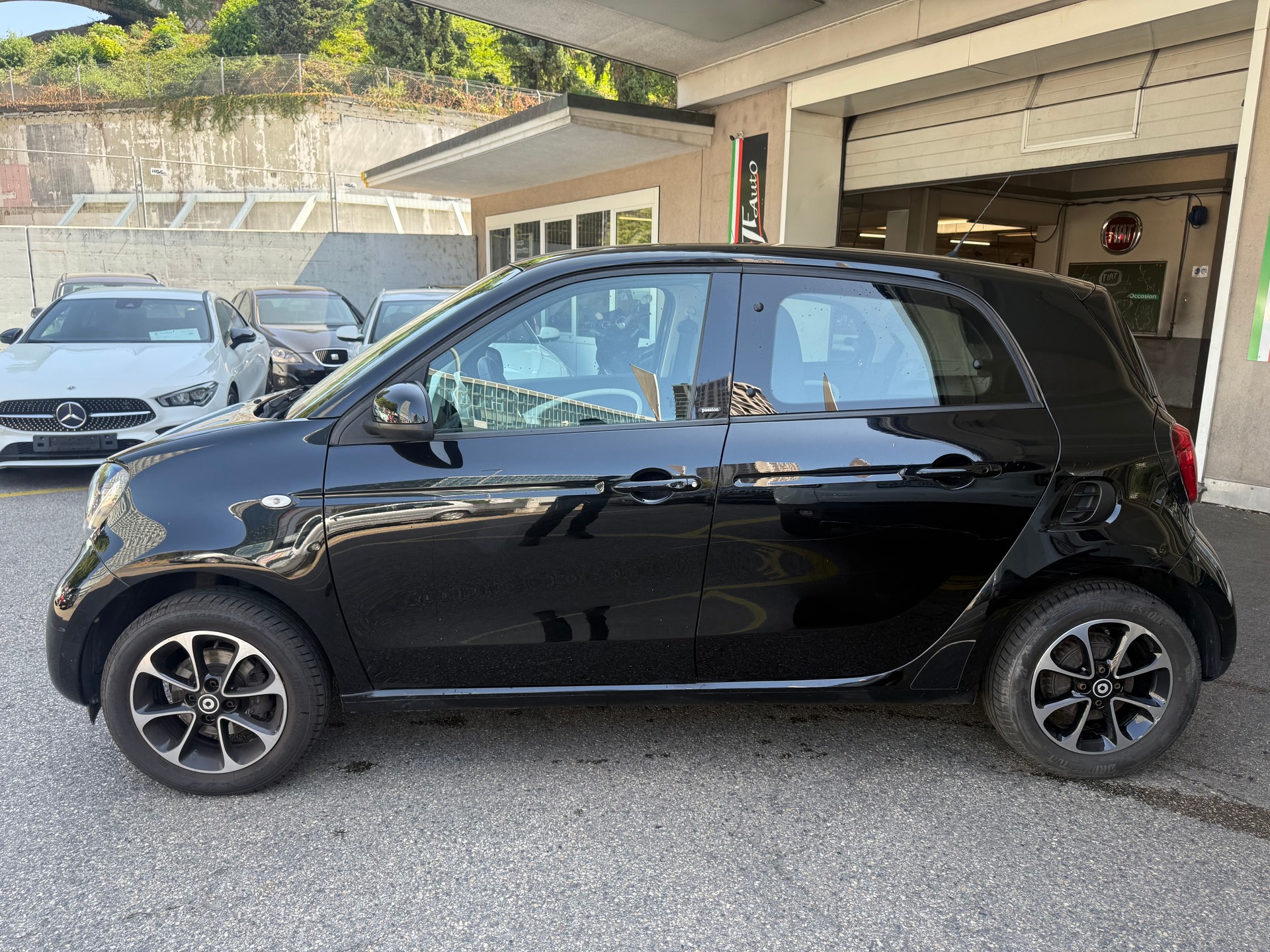 SMART forfour-showroom-element-2