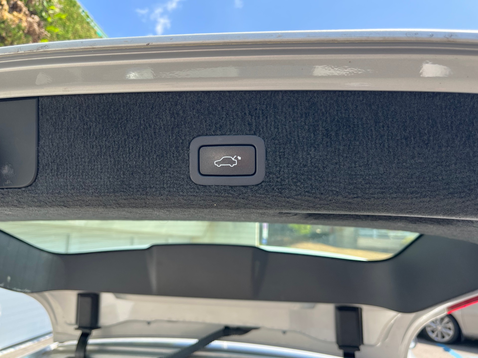 VOLVO 2.0 D3 Summum S/S-image-3