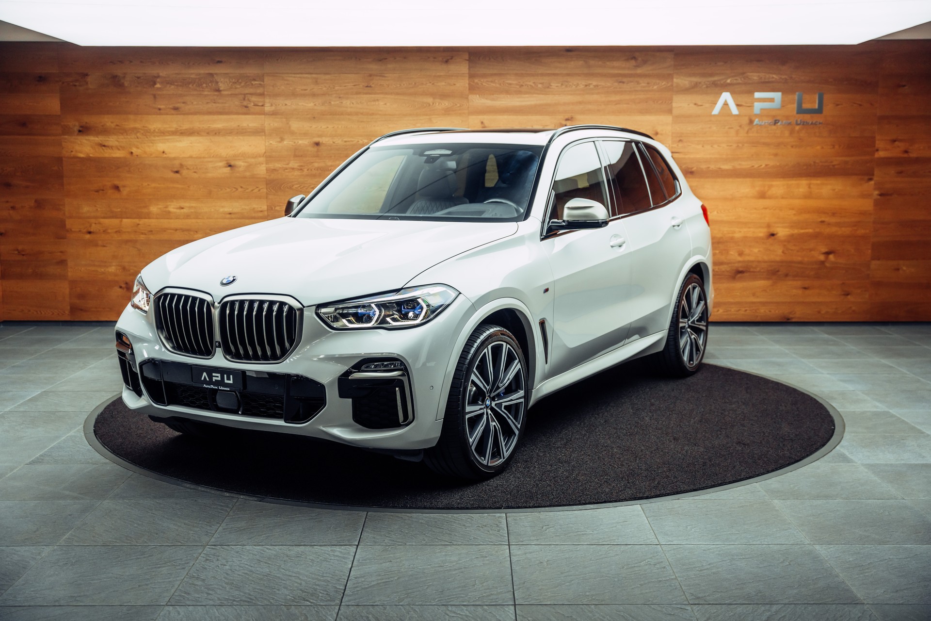 BMW X5 xDrive M50d Steptronic-image-3
