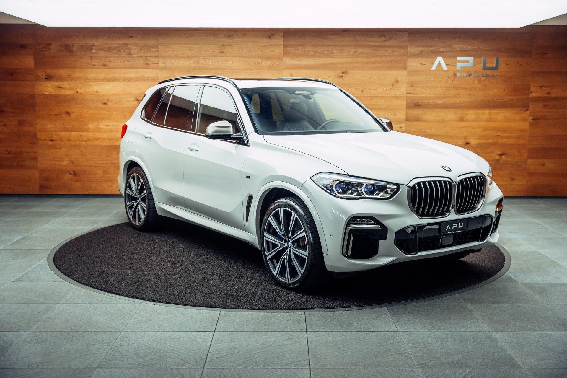 BMW X5 xDrive M50d Steptronic-image-0