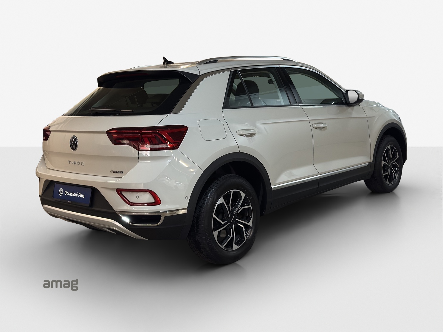 VW T-Roc 2.0 TSI Style DSG 4Motion-image-4