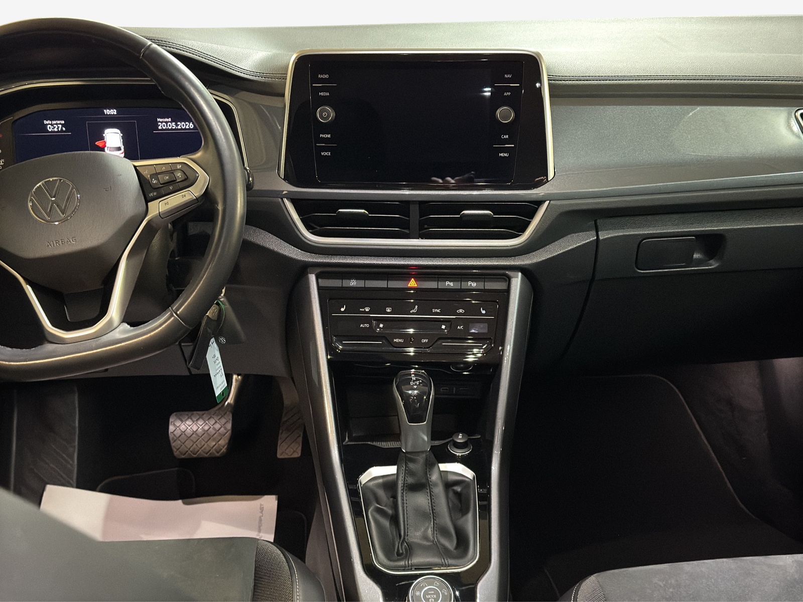 VW T-Roc 2.0 TSI Style DSG 4Motion-image-10
