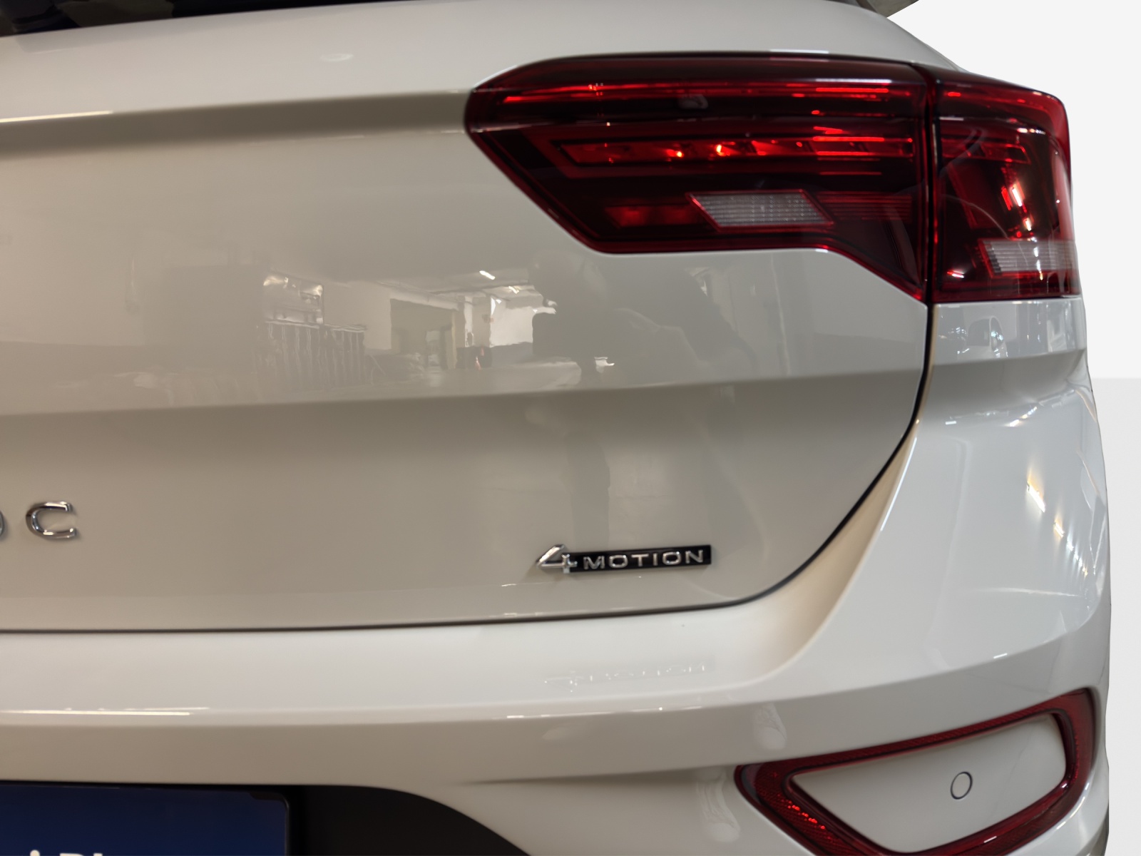 VW T-Roc 2.0 TSI Style DSG 4Motion-image-13