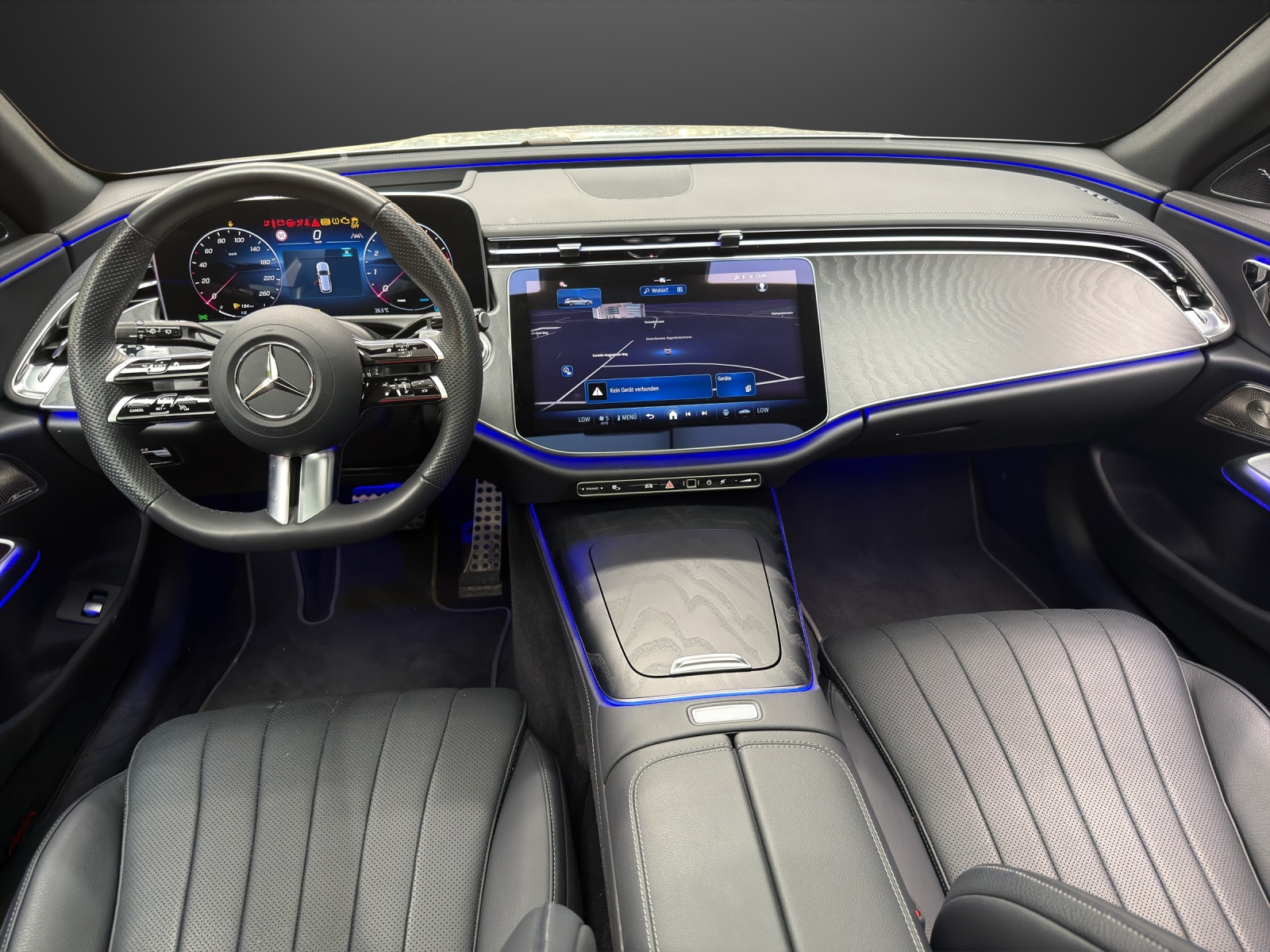MERCEDES-BENZ E 200 4MATIC T-Modell-image-5