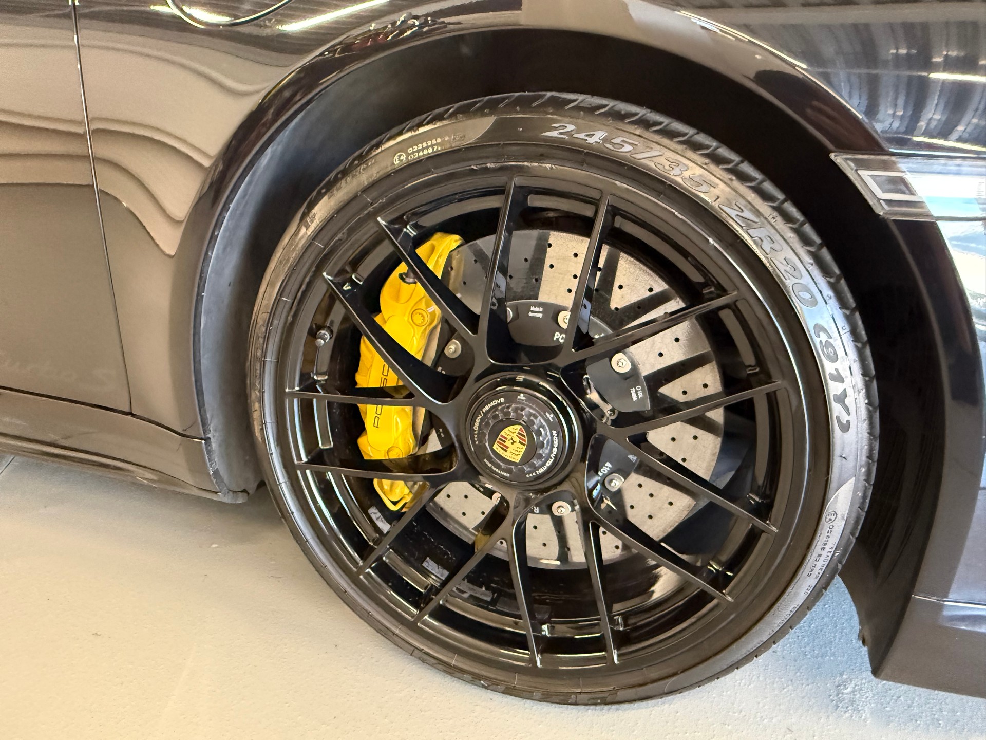 PORSCHE 911 Turbo S PDK Fulls Carbone-image-22