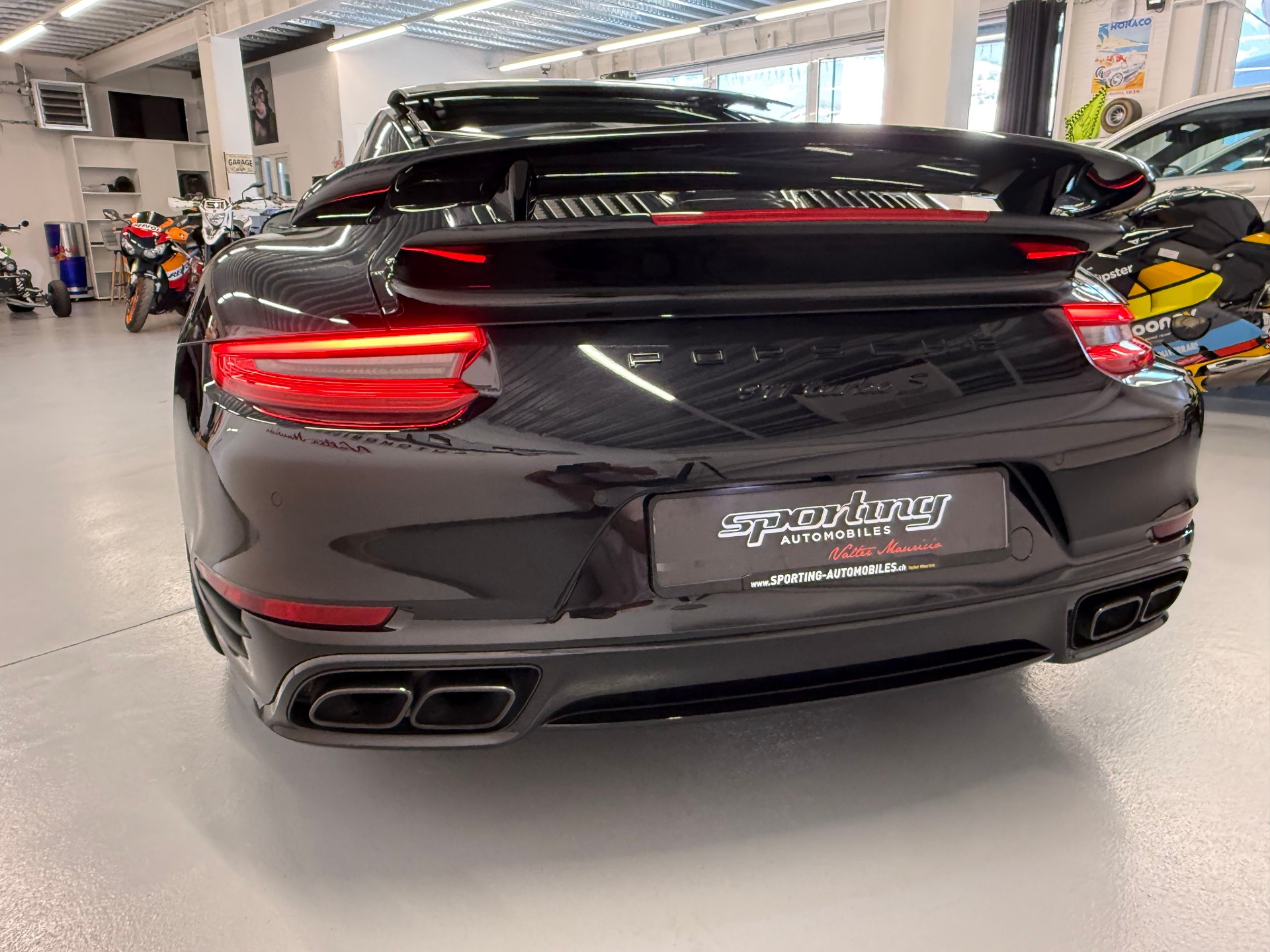PORSCHE 911 Turbo S PDK Fulls Carbone-image-7