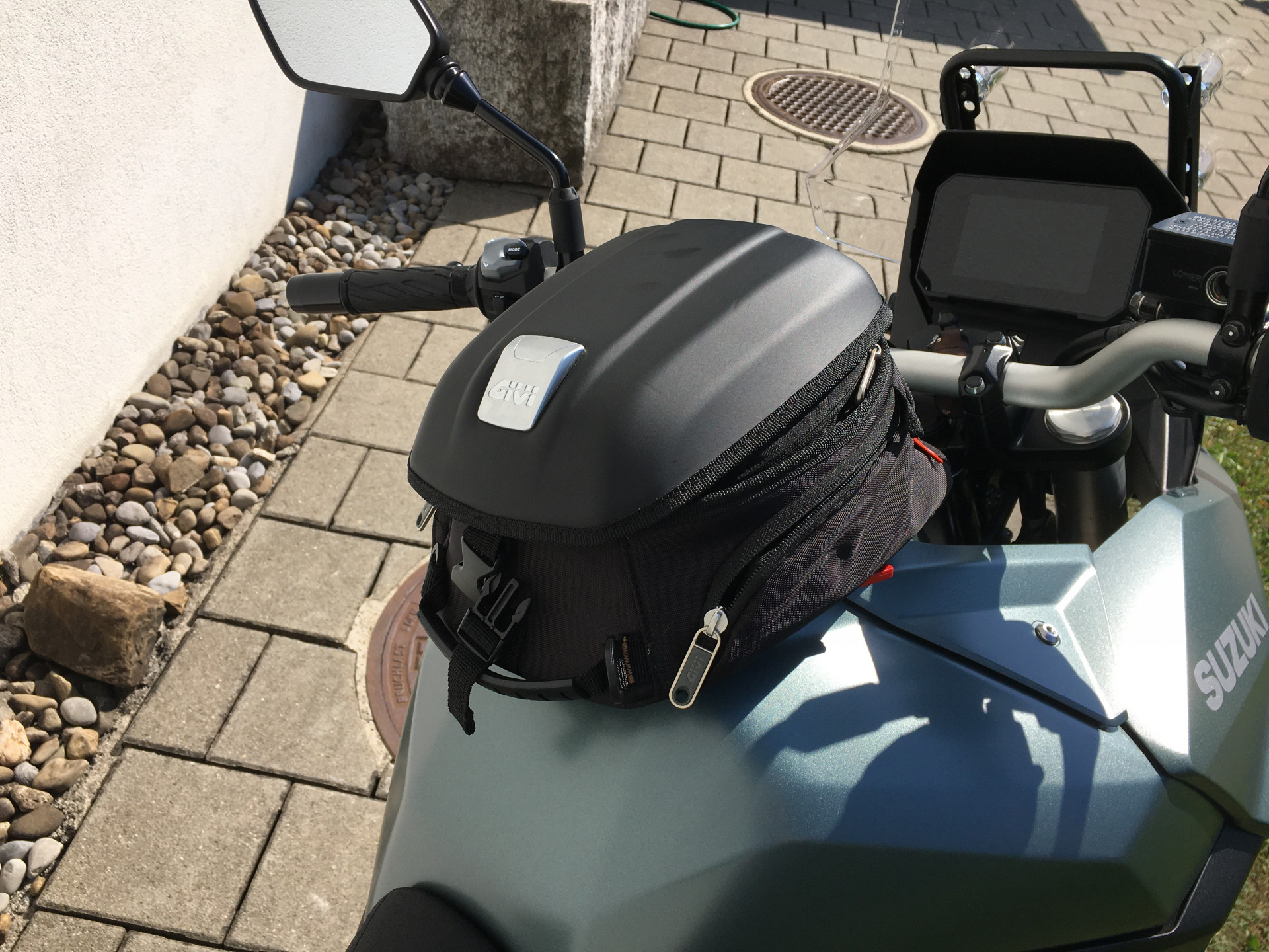 SUZUKI DL 800 V-Strom-image-4