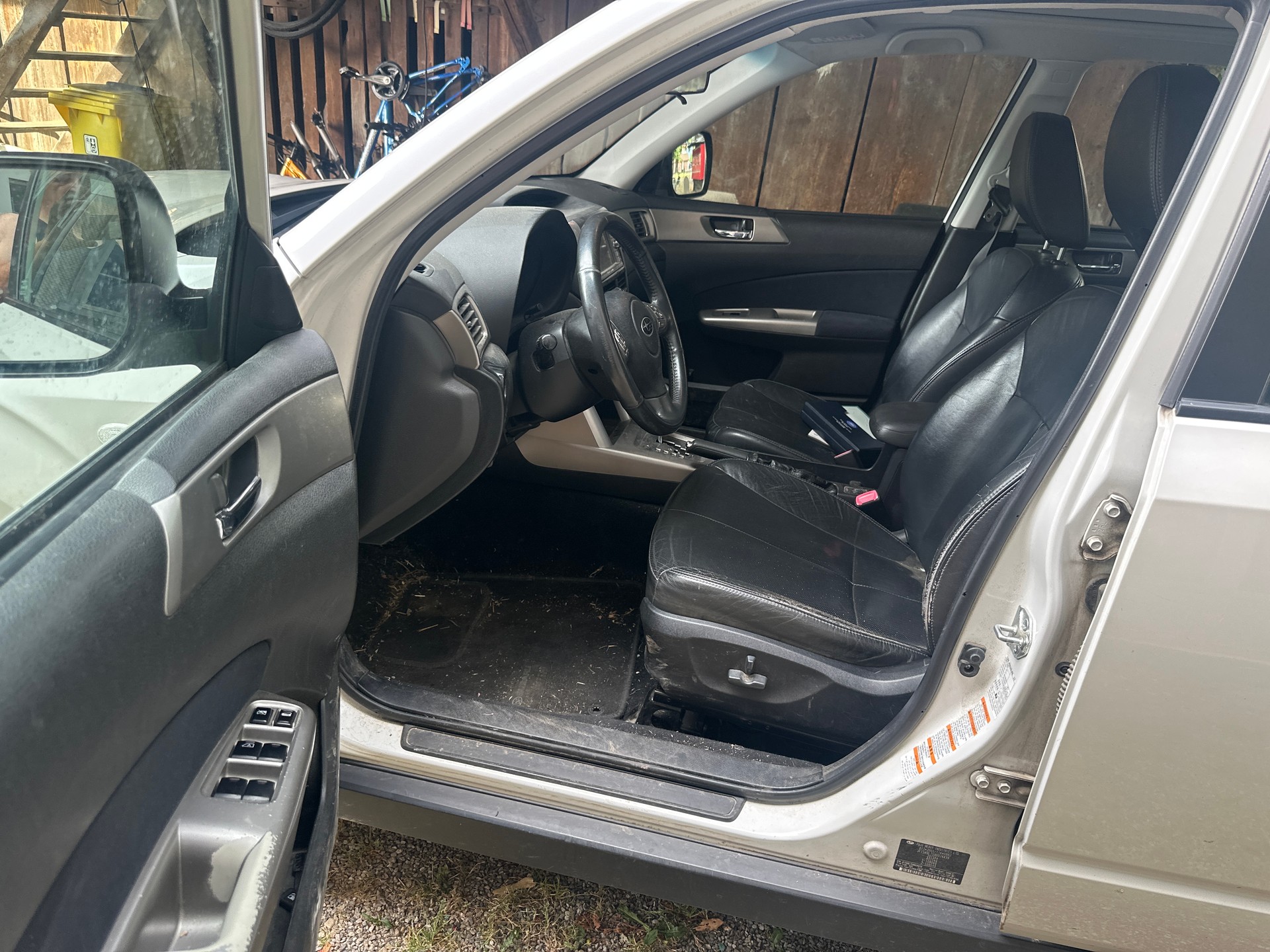SUBARU Forester 2.5XT Executive-image-3