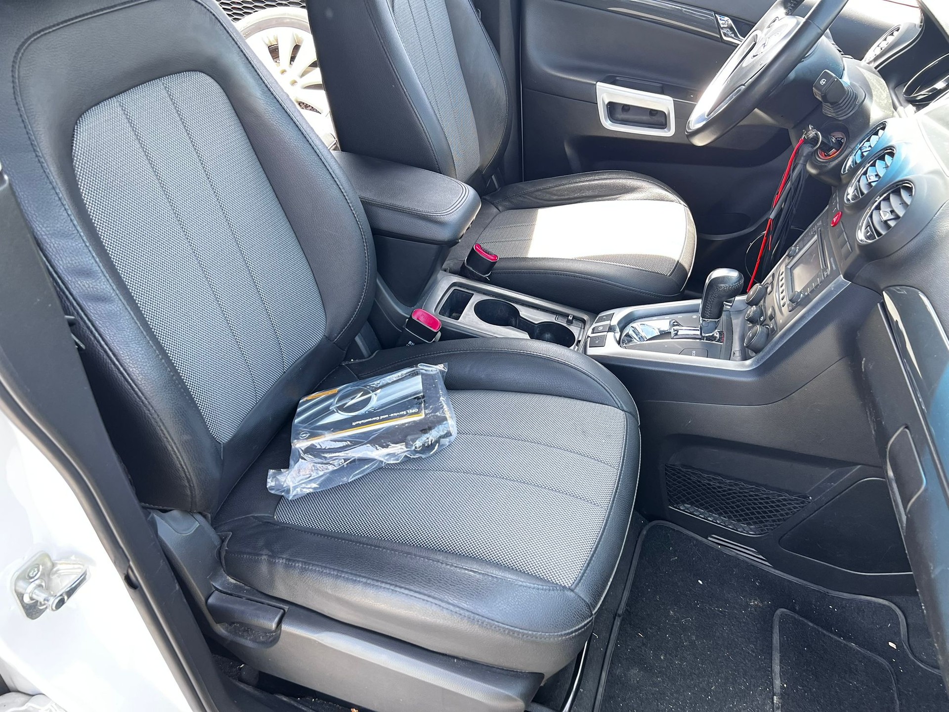 OPEL Antara 2.2 CDTi Cosmo 4WD Automatic-image-7