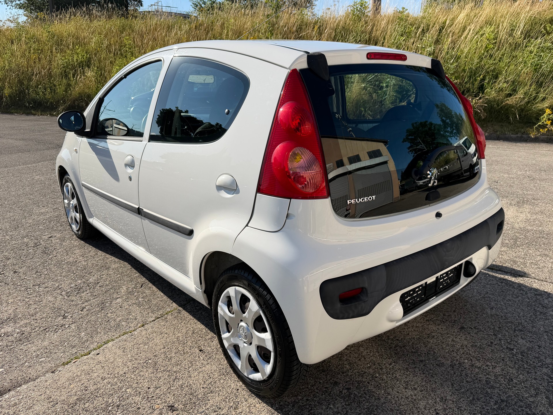 PEUGEOT 107 1.0 Trendy-showroom-element-2