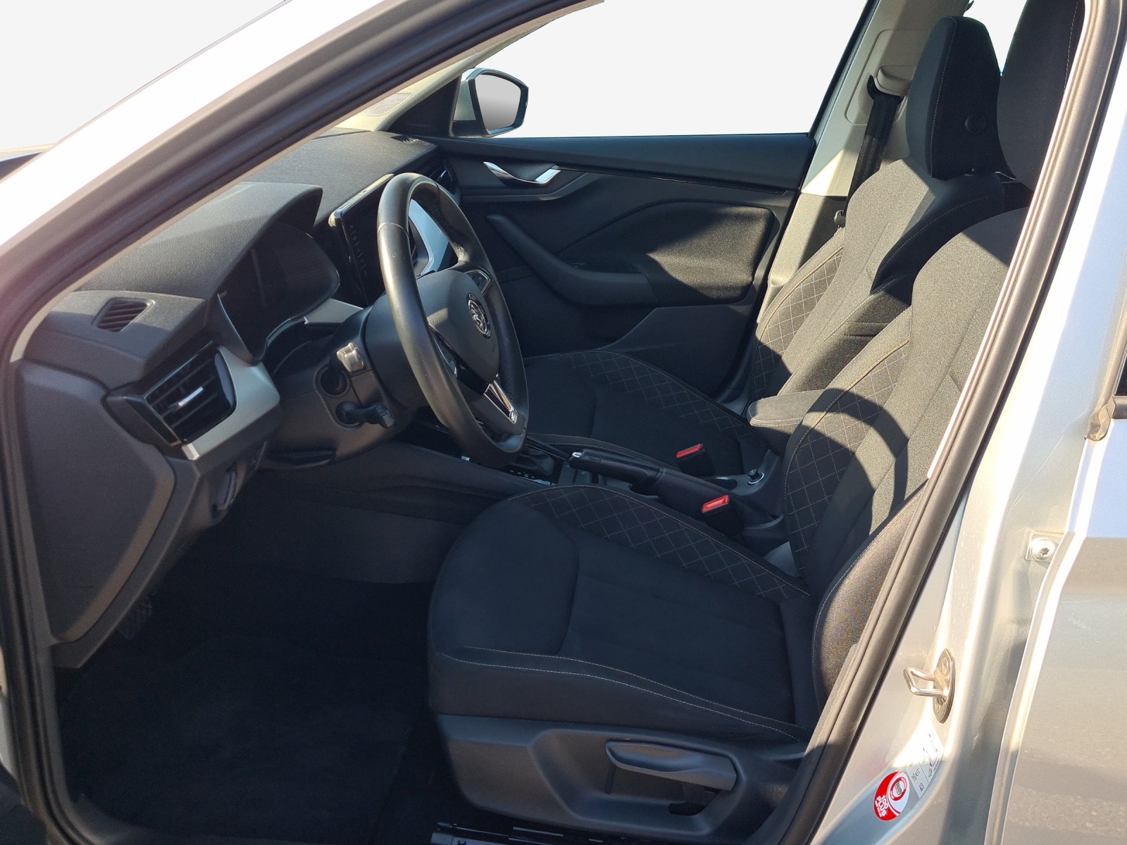 SKODA Kamiq 1.5 TSI ACT Ambition DSG-image-7