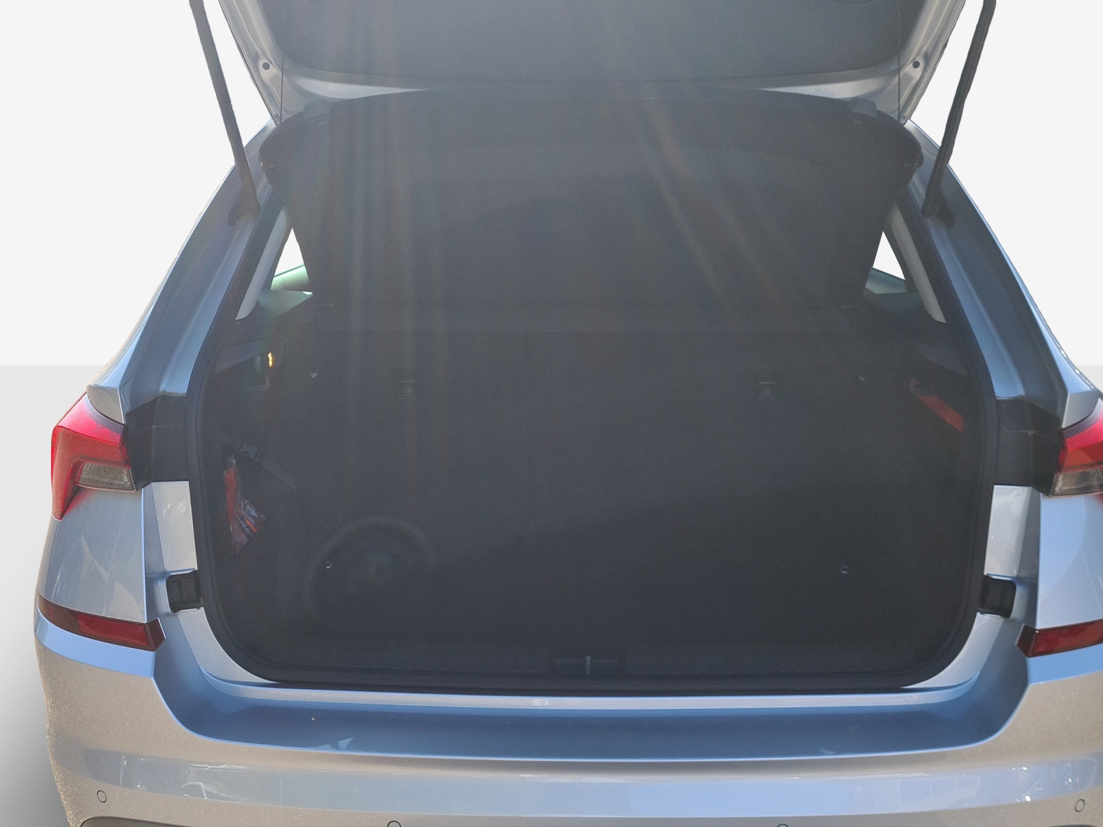 SKODA Kamiq 1.5 TSI ACT Ambition DSG-image-12
