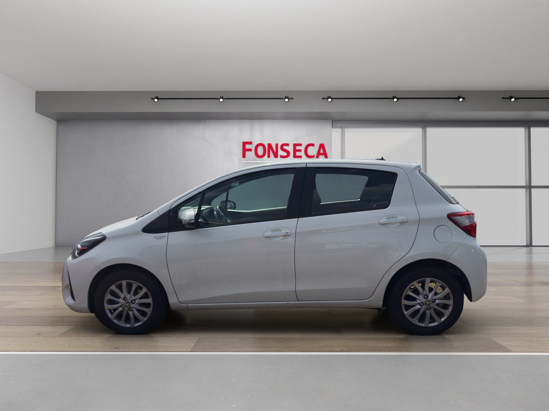 TOYOTA Yaris 1.5 Comfort-image-0