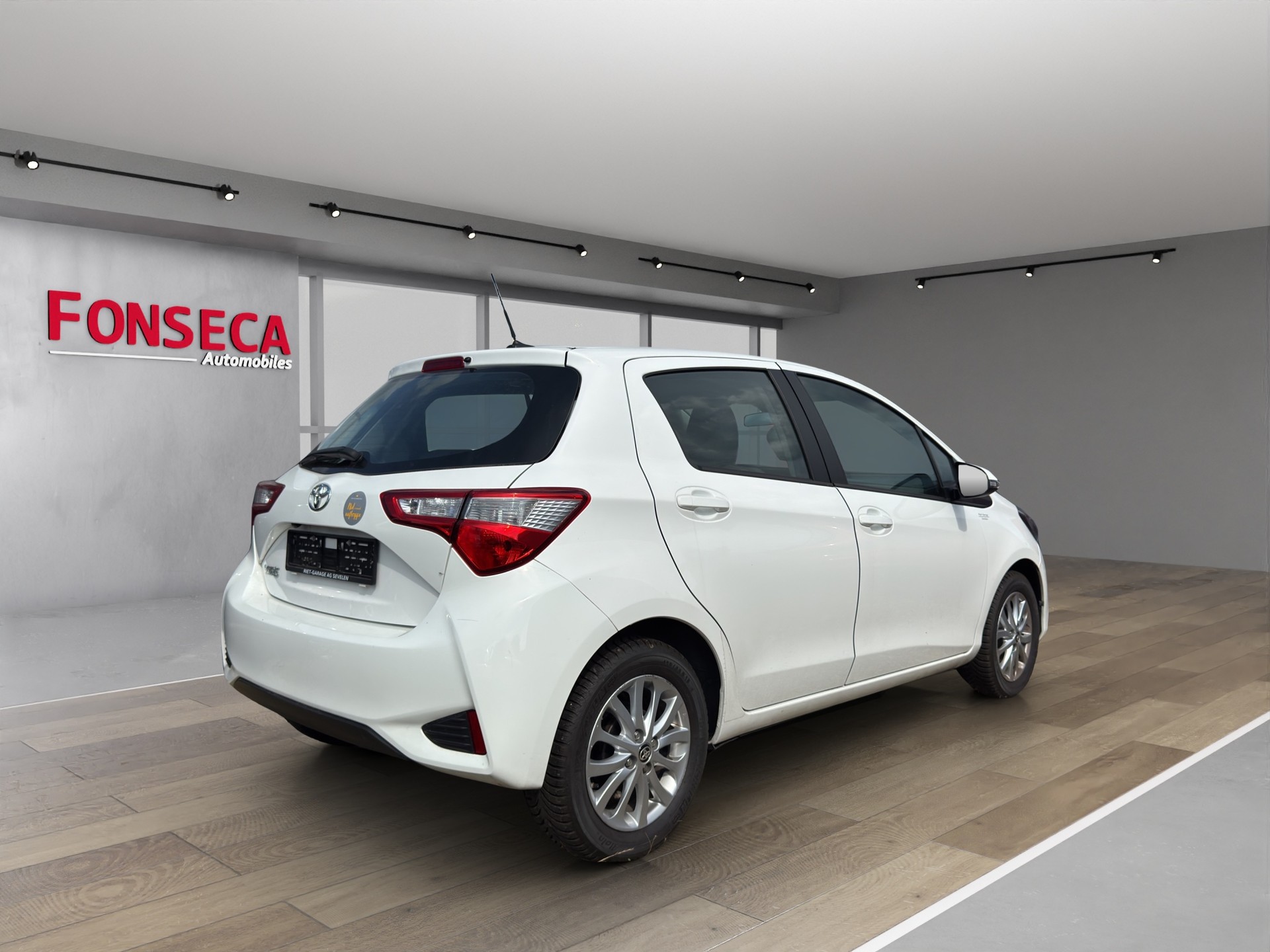 TOYOTA Yaris 1.5 Comfort-image-3