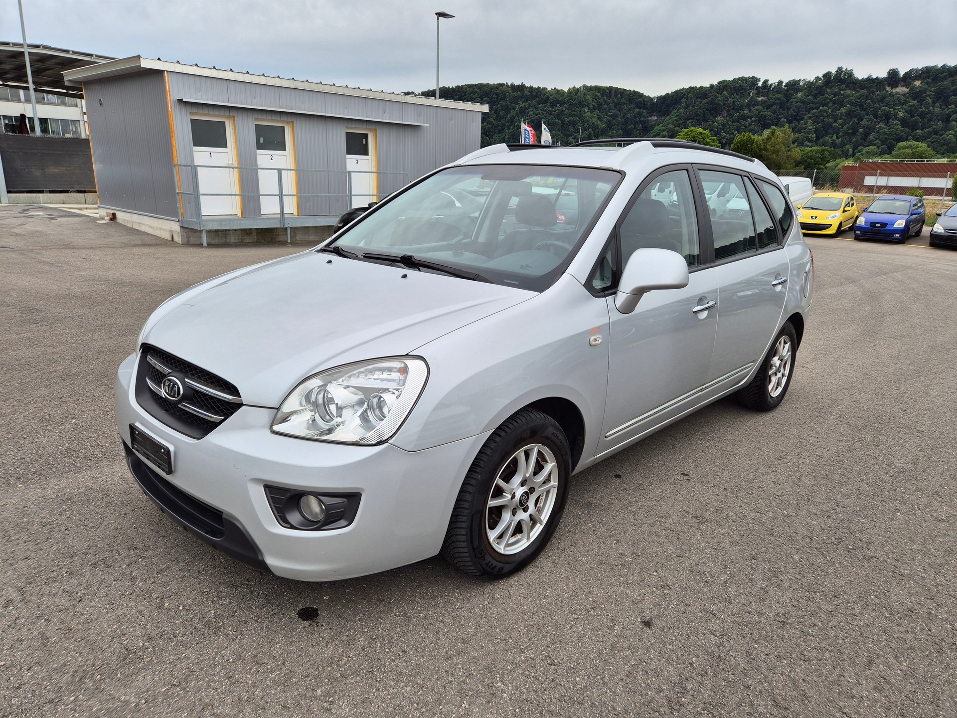 KIA 2.0 CRDi-image-10