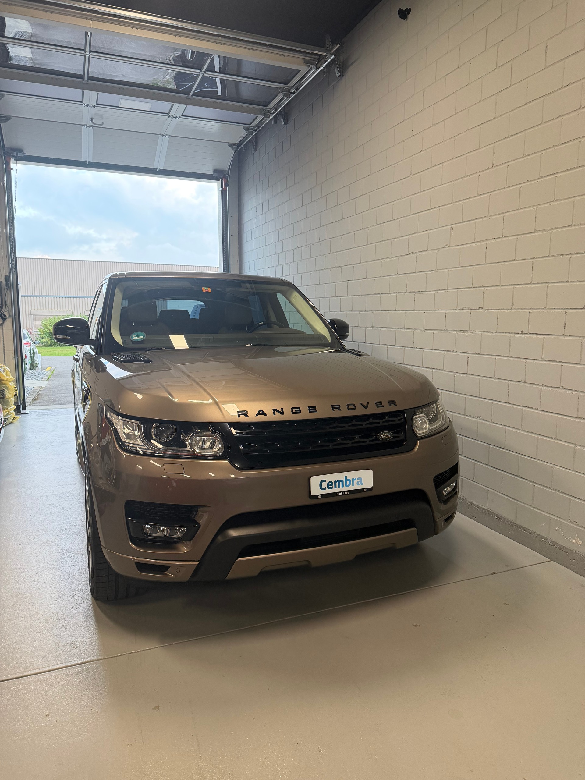 LAND ROVER Range Rover Sport 3.0 SDV6 HSE Automatic-image-4