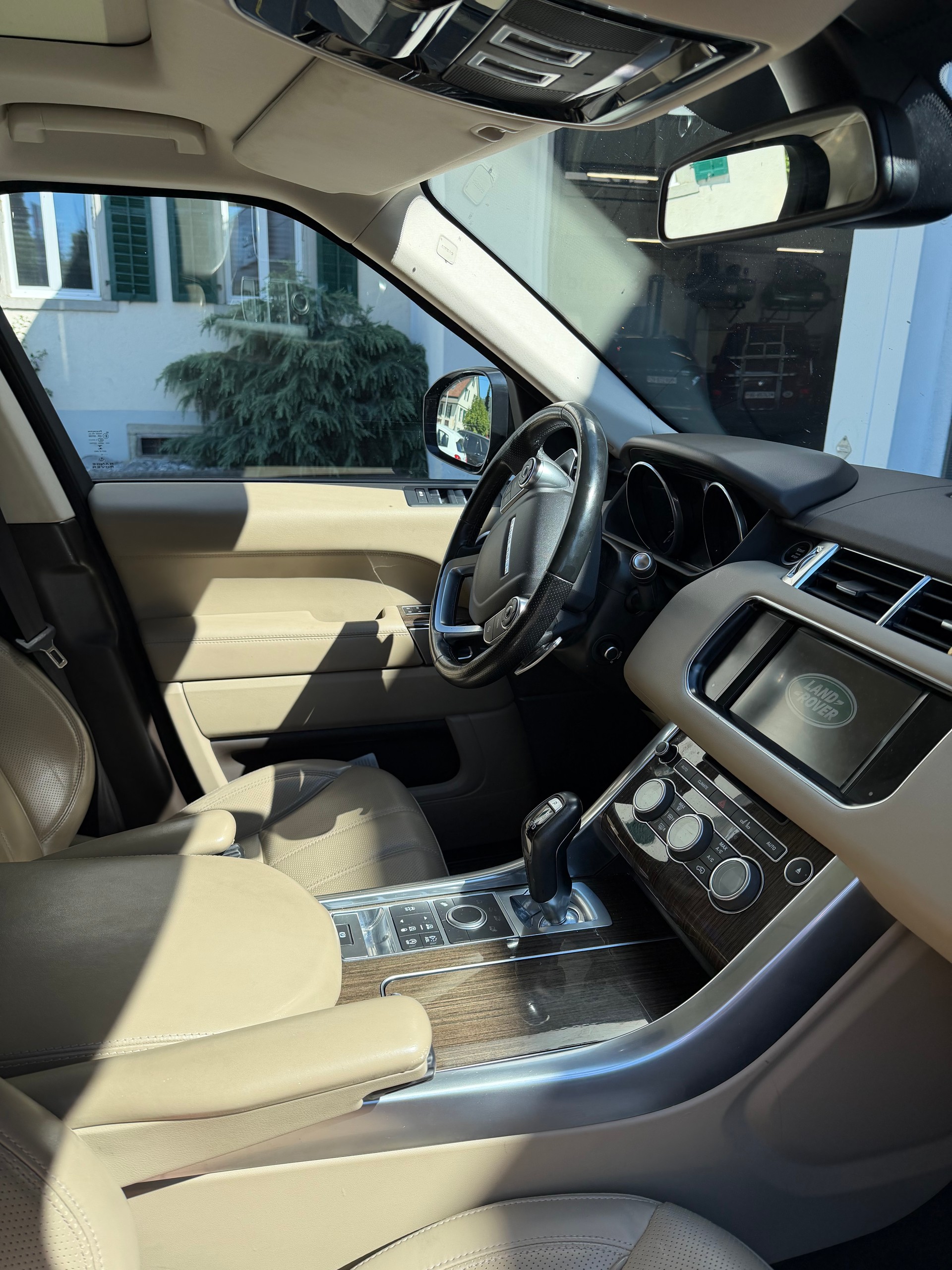 LAND ROVER Range Rover Sport 3.0 SDV6 HSE Automatic-image-12