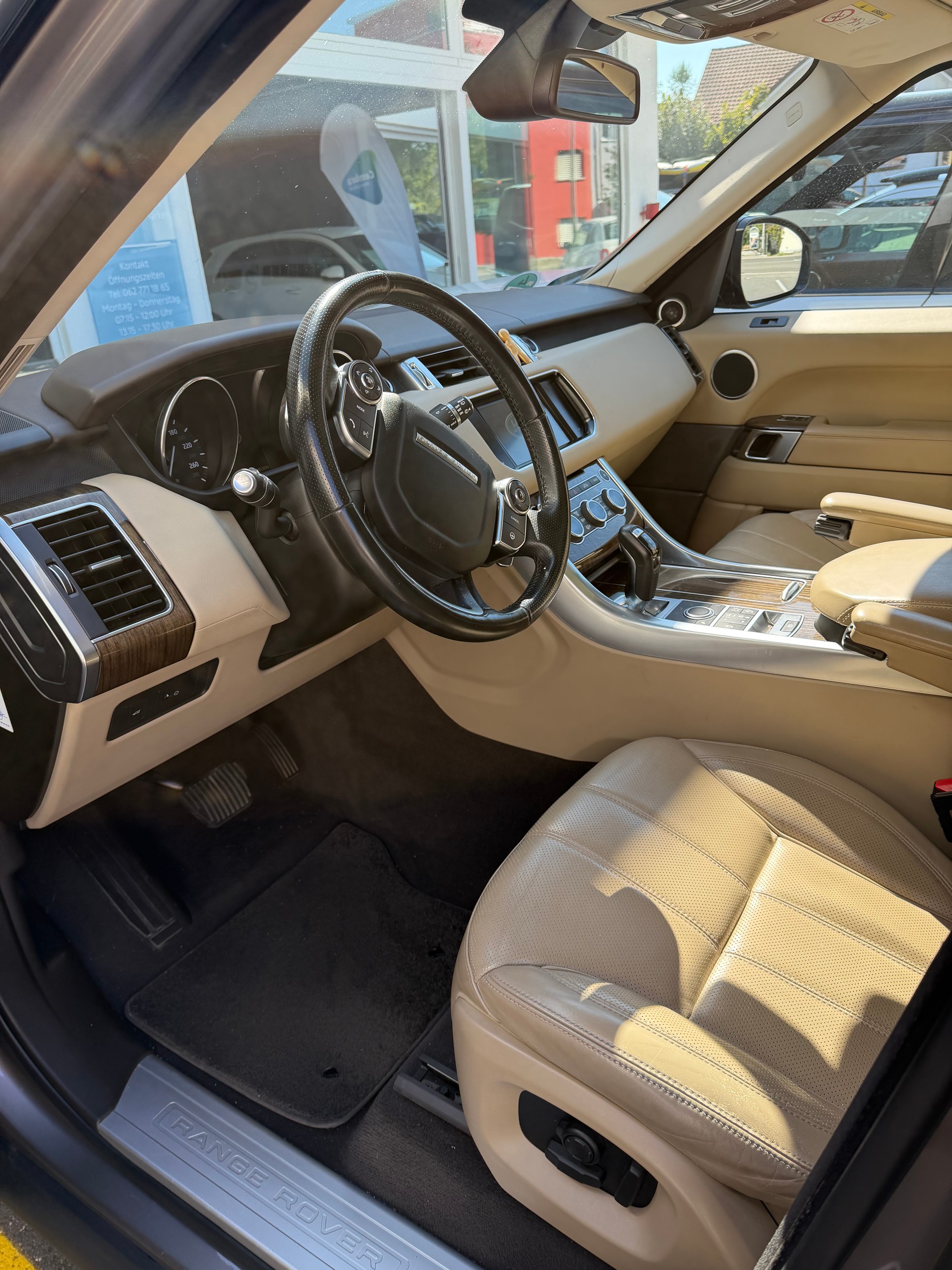 LAND ROVER Range Rover Sport 3.0 SDV6 HSE Automatic-image-9