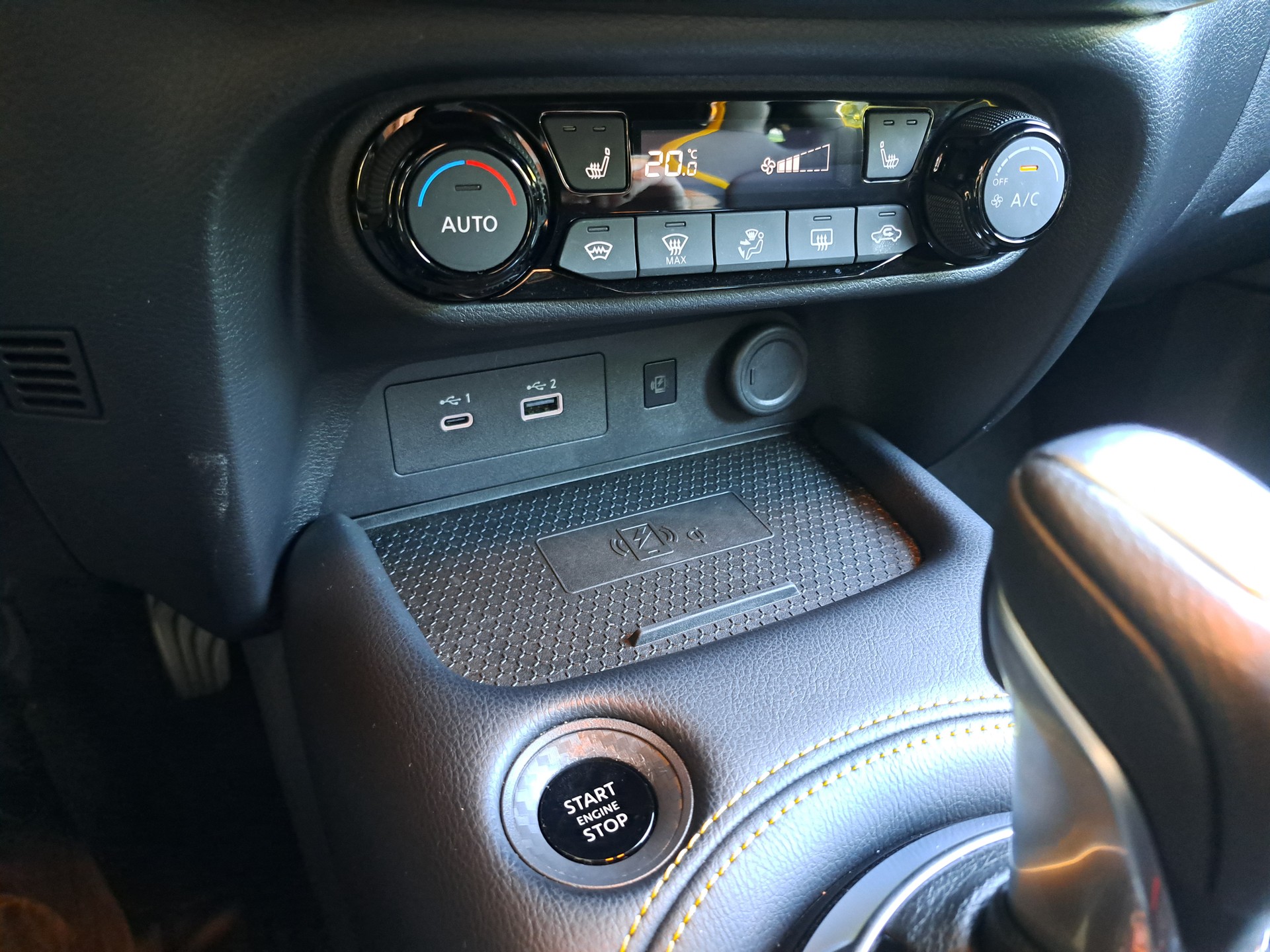 NISSAN Juke 1.0 DIG-T N-Sport DCT-image-13