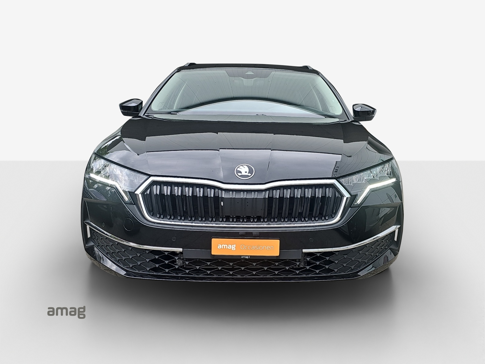 SKODA Octavia Combi 1.5 TSI mHEV DSG Dynamic-image-5