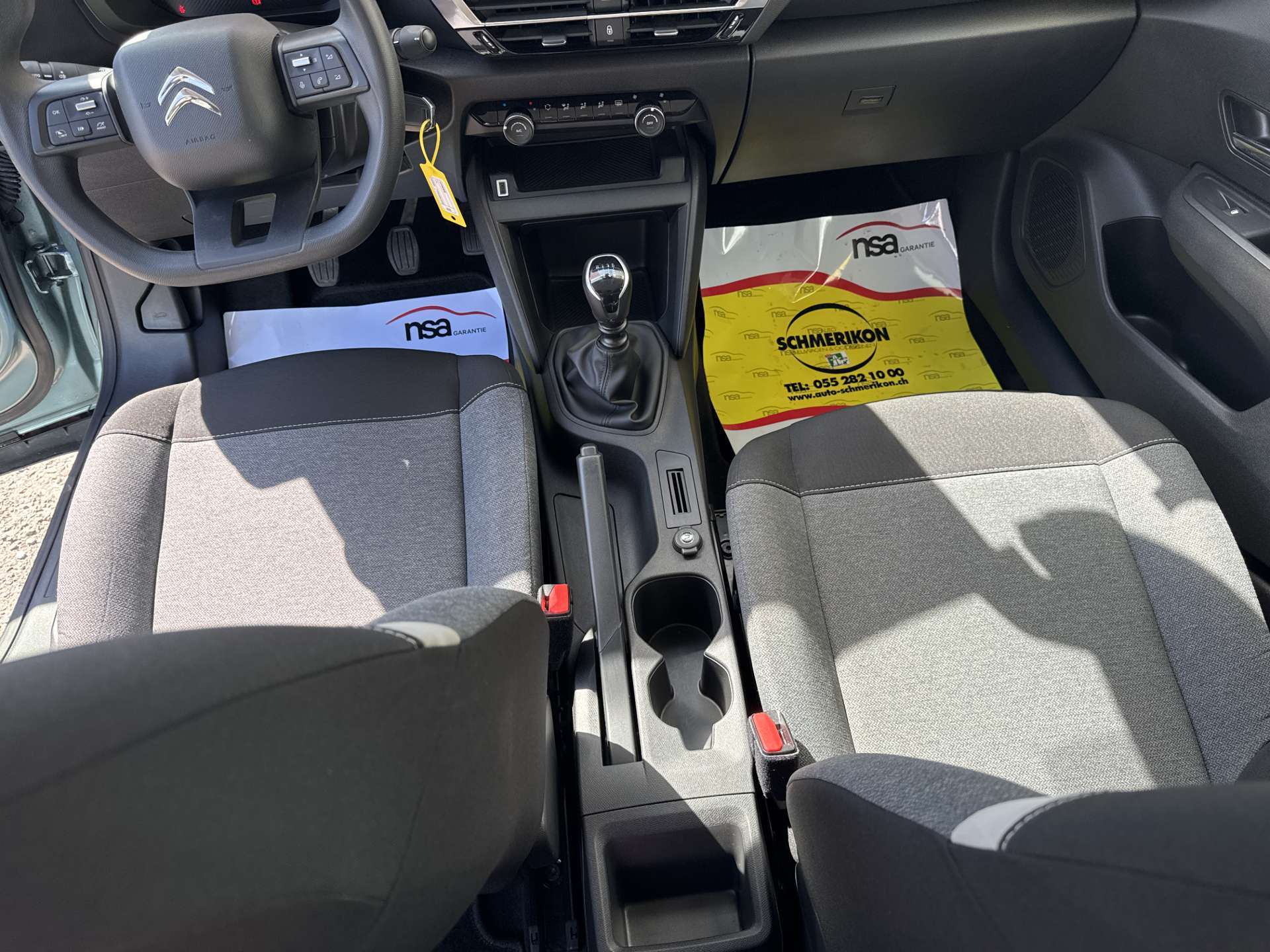 CITROEN C4 1.2 Pure Tech Live Pack-image-13
