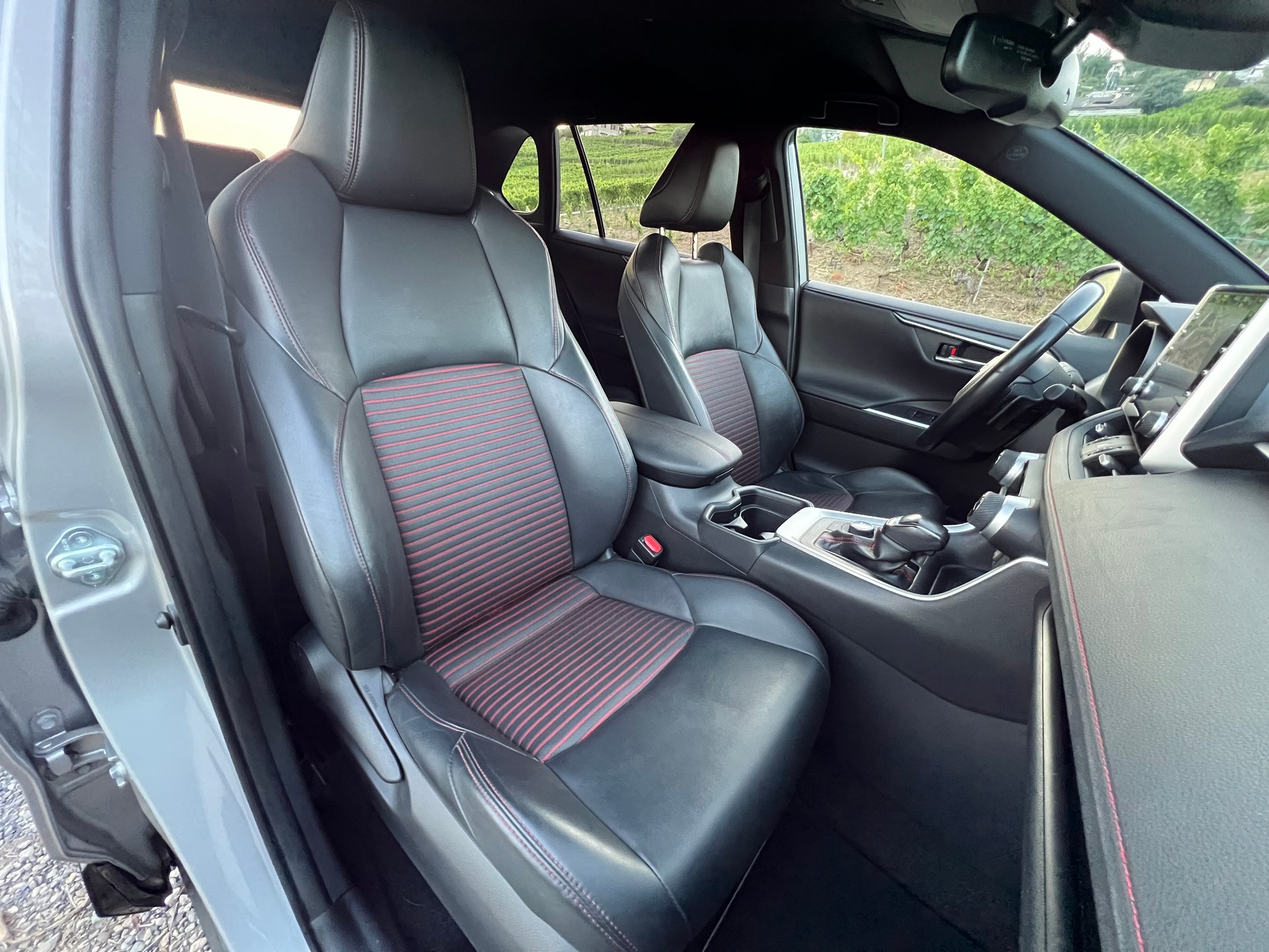 SUZUKI Across 2.5 Plug-in-Hybrid Compact Top E-CVT-image-9
